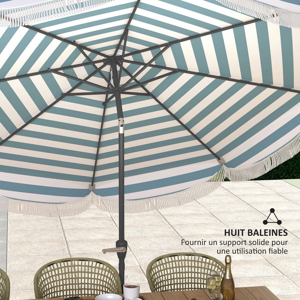 OUTSUNNY Parasol de jardin à franges inclinable dia.2,7 x 2,4m métal tissu UPF 30+ bleu blanc rayé