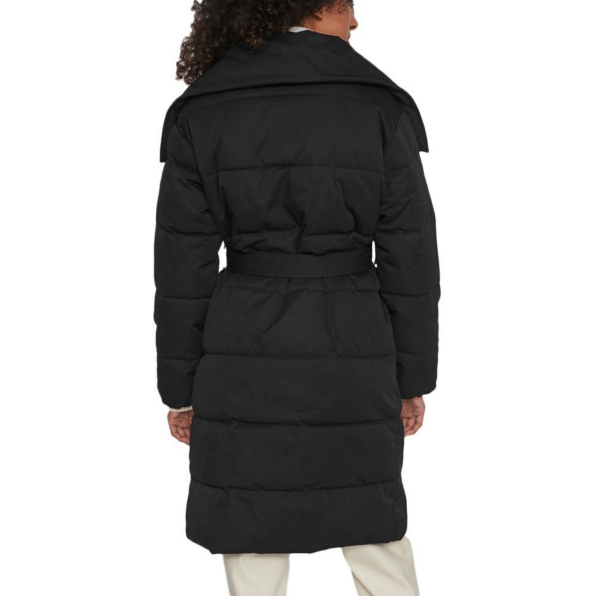 Vila Doudoune e Femme Vila Sulitana