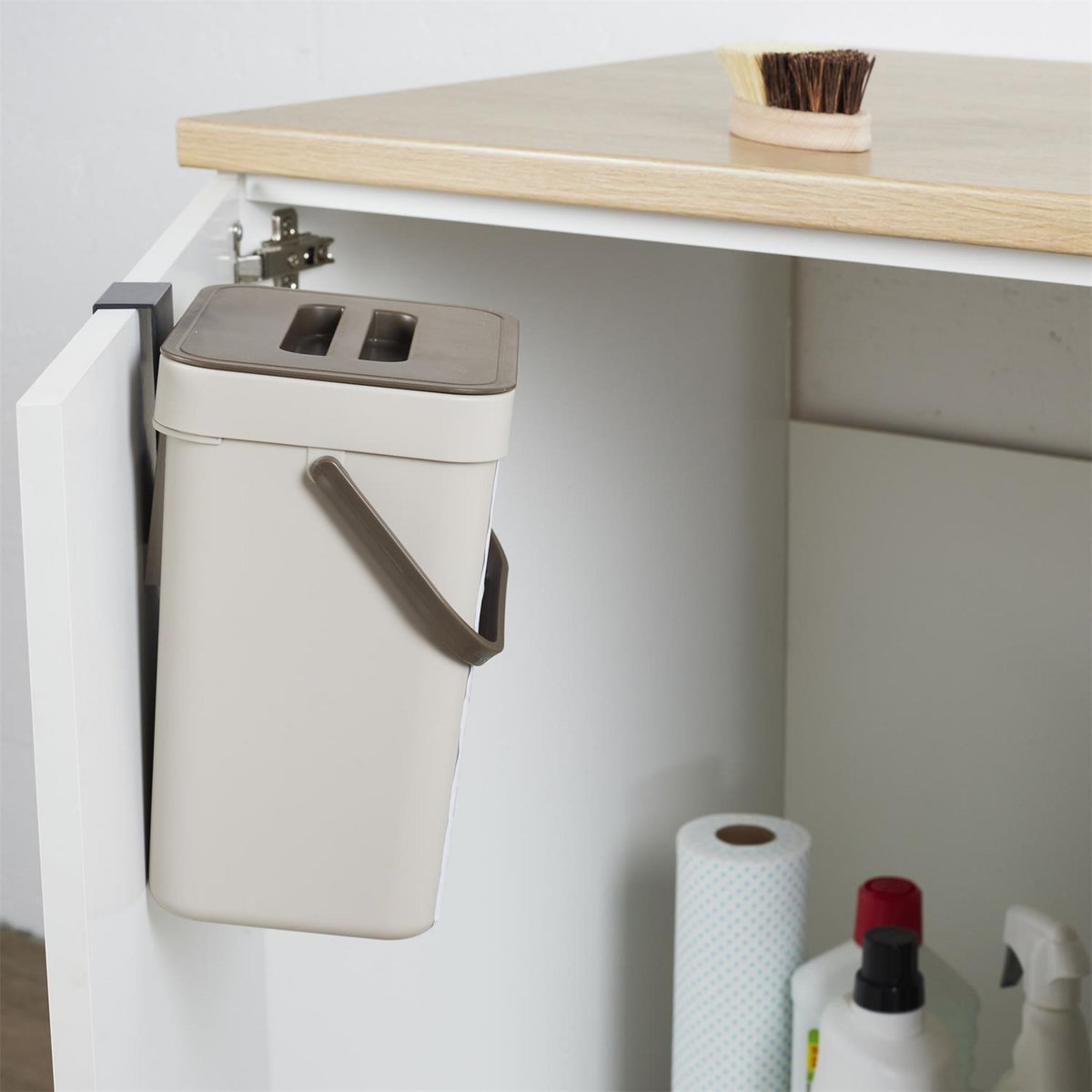 Je cherche une idee Poubelle de compostage 5 L avec accroche