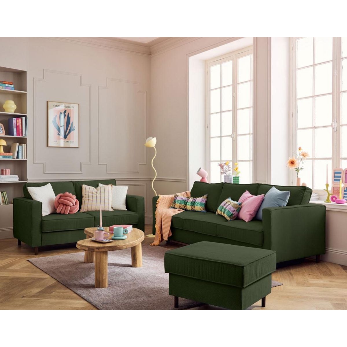 LISA DESIGN Jake - pouf en velours côtelé - pieds bois foncé