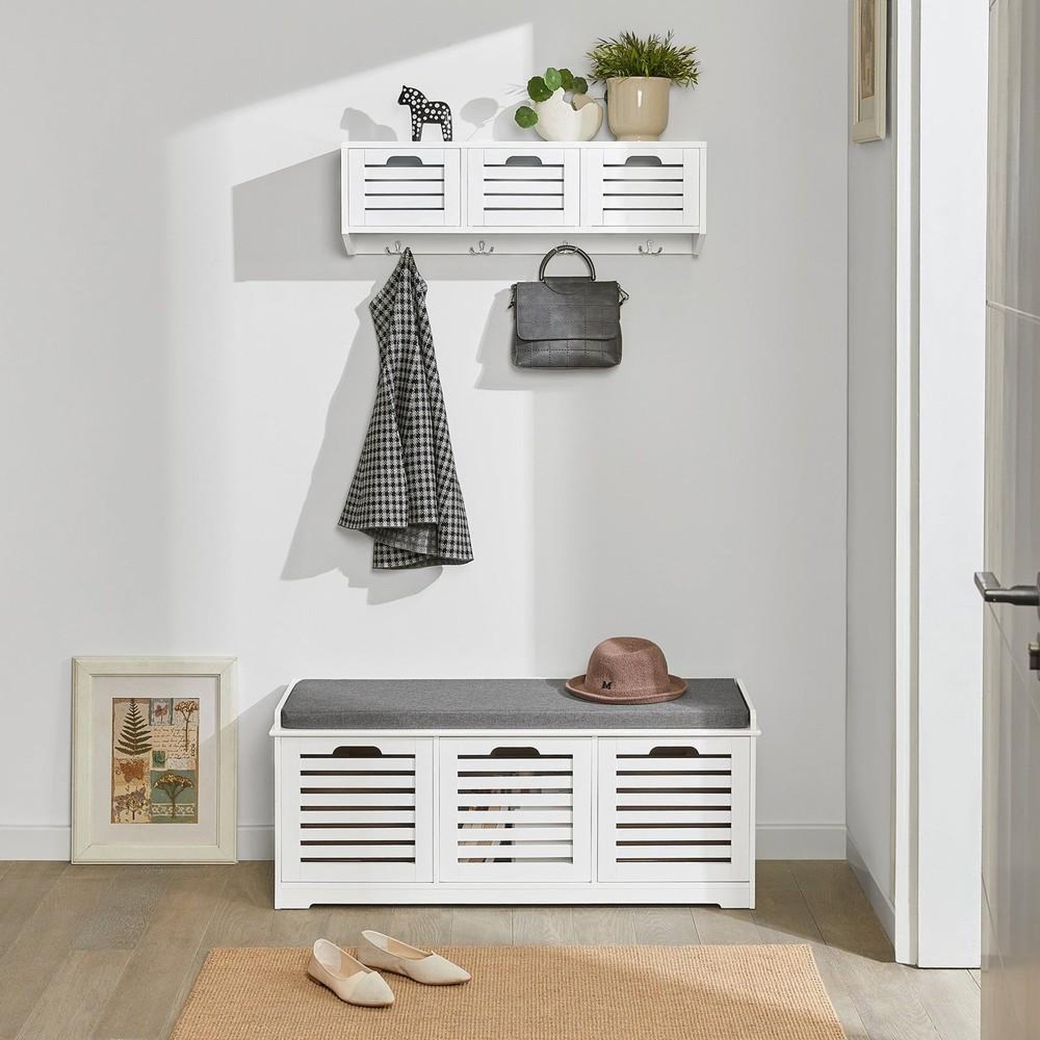 Voir la diapositive 2 : SOBUY SoBuy - Banc de rangement à trois tiroirs pour chaussures - Moderne - FSR23