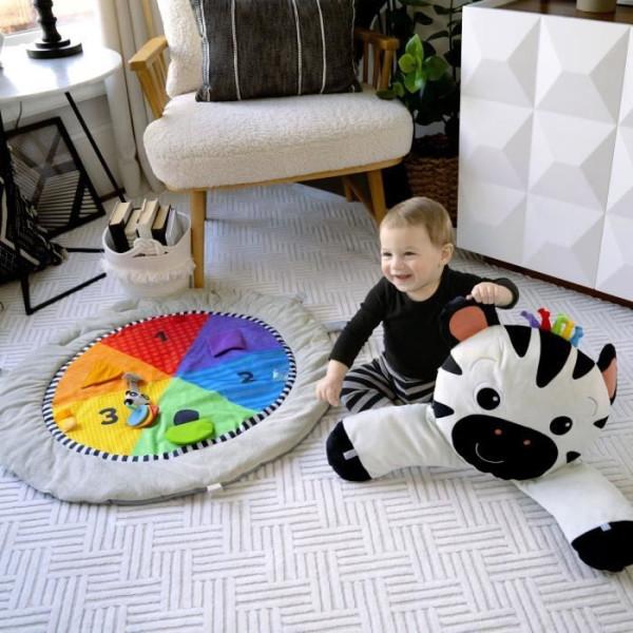 Voir la diapositive 3 : BABY EINSTEIN BABY EINSTEIN Tapis d'éveil Ocean Explorers - Zen le Zebre, arche de jeu en bois et jouets multisensoriels