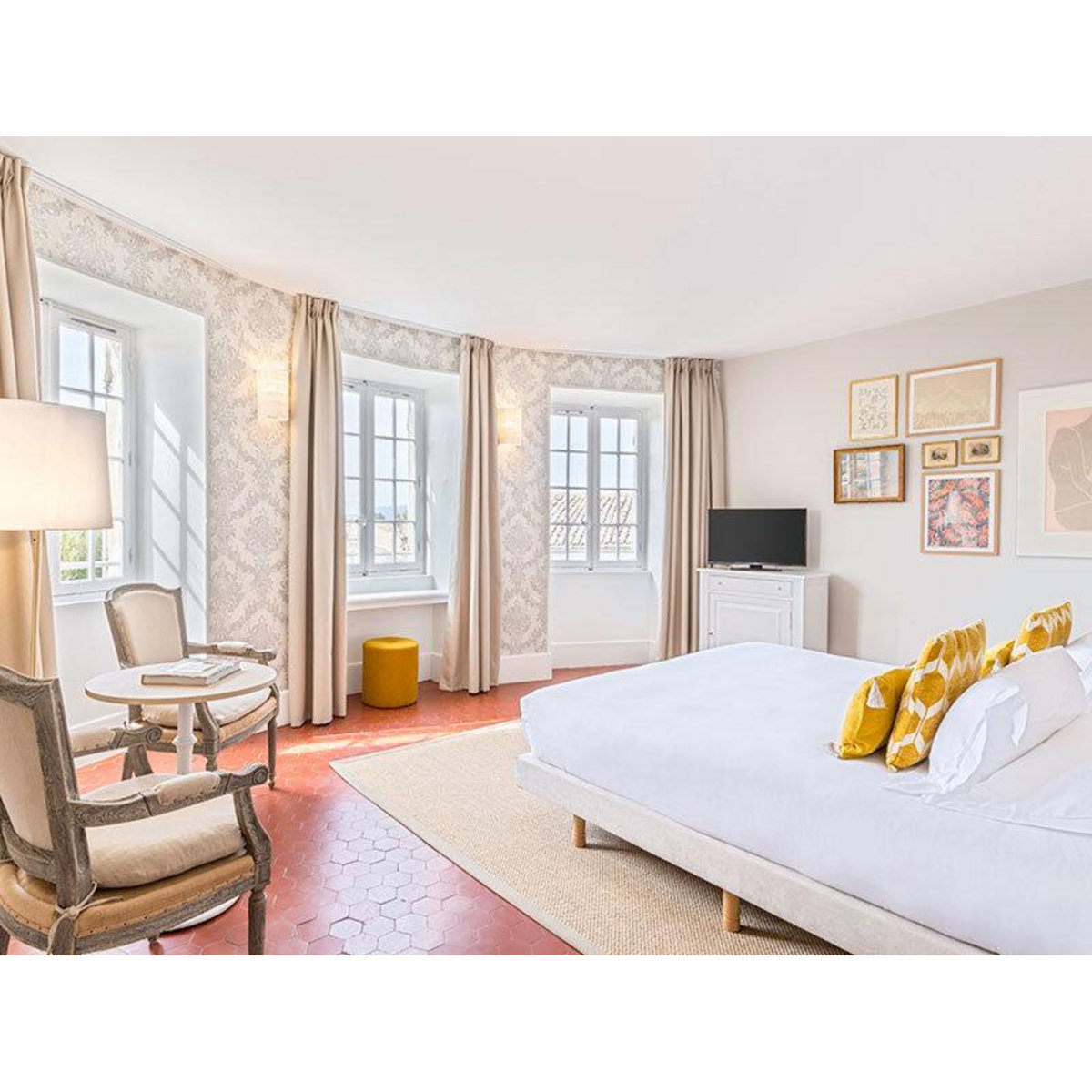 Smartbox Échappée luxueuse en Provence : 2 jours en château 4* avec dîner gastronomique - Coffret Cadeau Séjour