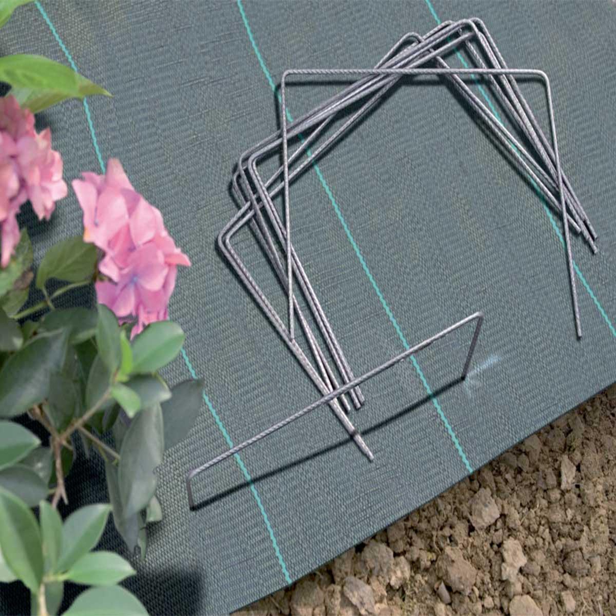 Voir la diapositive 2 : Nortene 20 agrafes de fixation fixsol xl - métal - 20 x 25 x 20 cm