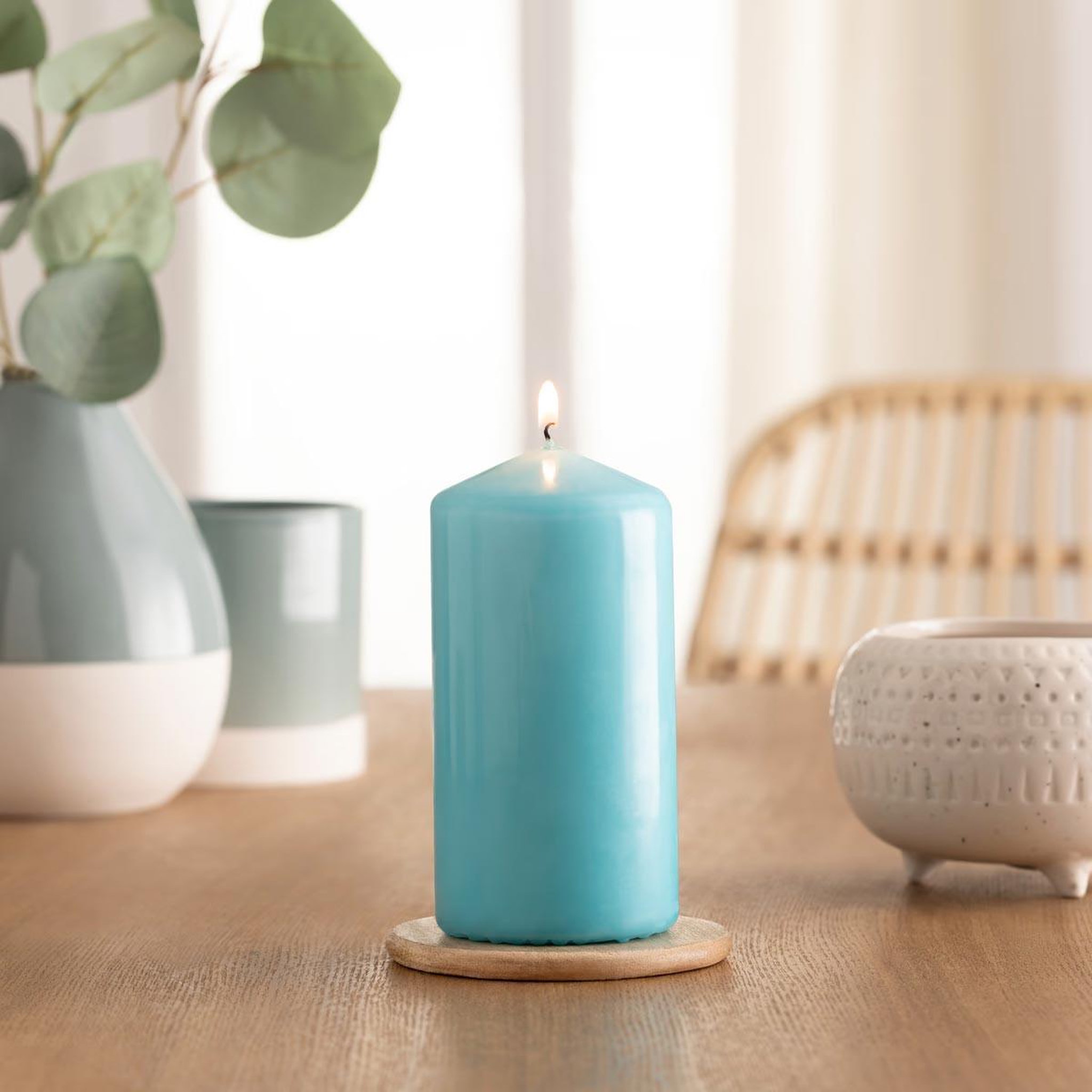 Voir la diapositive 2 : COMPTOIR DE LA BOUGIE Bougie parfumée ronde  tami  395g fleur de tiaré