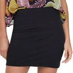 JACQUELINE DE YONG Jupe  Femme JDY Ava Skirt. Coloris disponibles : Noir