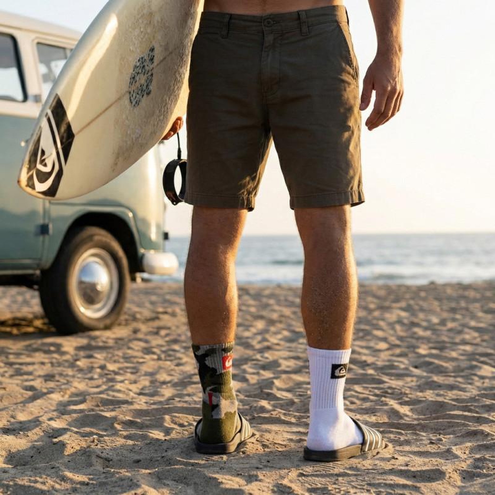 Voir la diapositive 2 : QUIKSILVER Quiksilver Pack de Chaussettes Homme QUARTER– Lot 6 Paires Sport