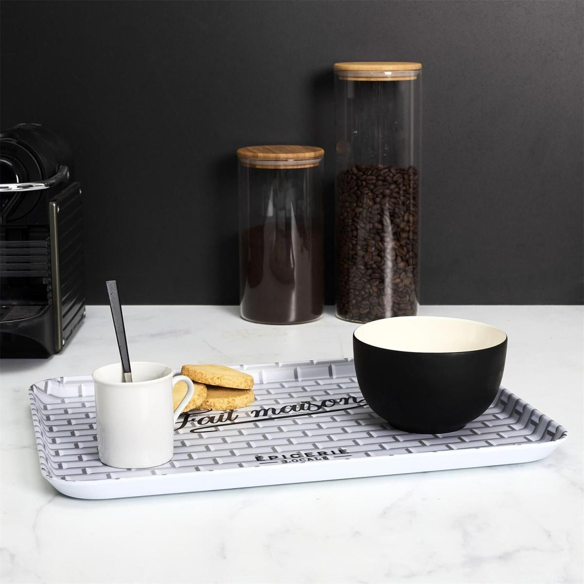 Voir la diapositive 4 : The Home Deco Factory Plateau de service  brooklyn  42cm noir & blanc