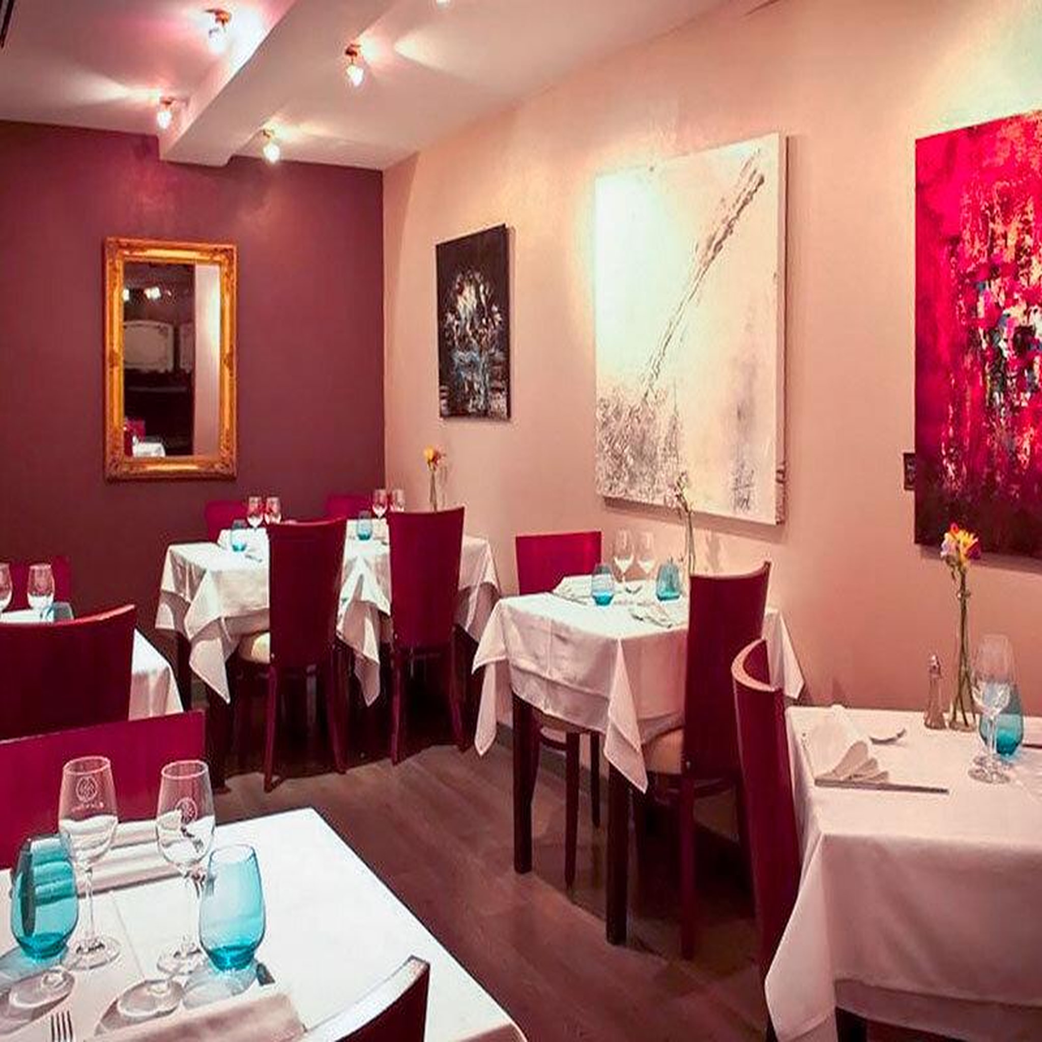 Voir la diapositive 3 : Smartbox Adresses gastronomiques : repas 3 plats avec vin au restaurant Le Petit Comptoir à Narbonne - Coffret Cadeau Gastronomie