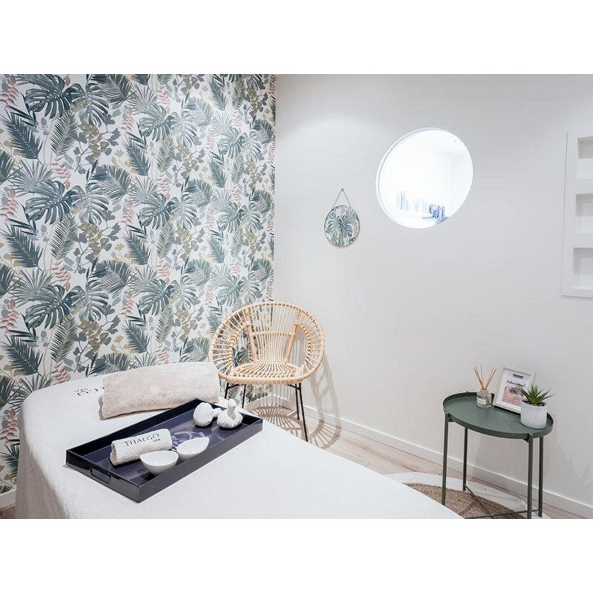 Smartbox Modelage de 1h15, soin du visage de 1h et accès hammam de 30 min près de Nantes - Coffret Cadeau Bien-être