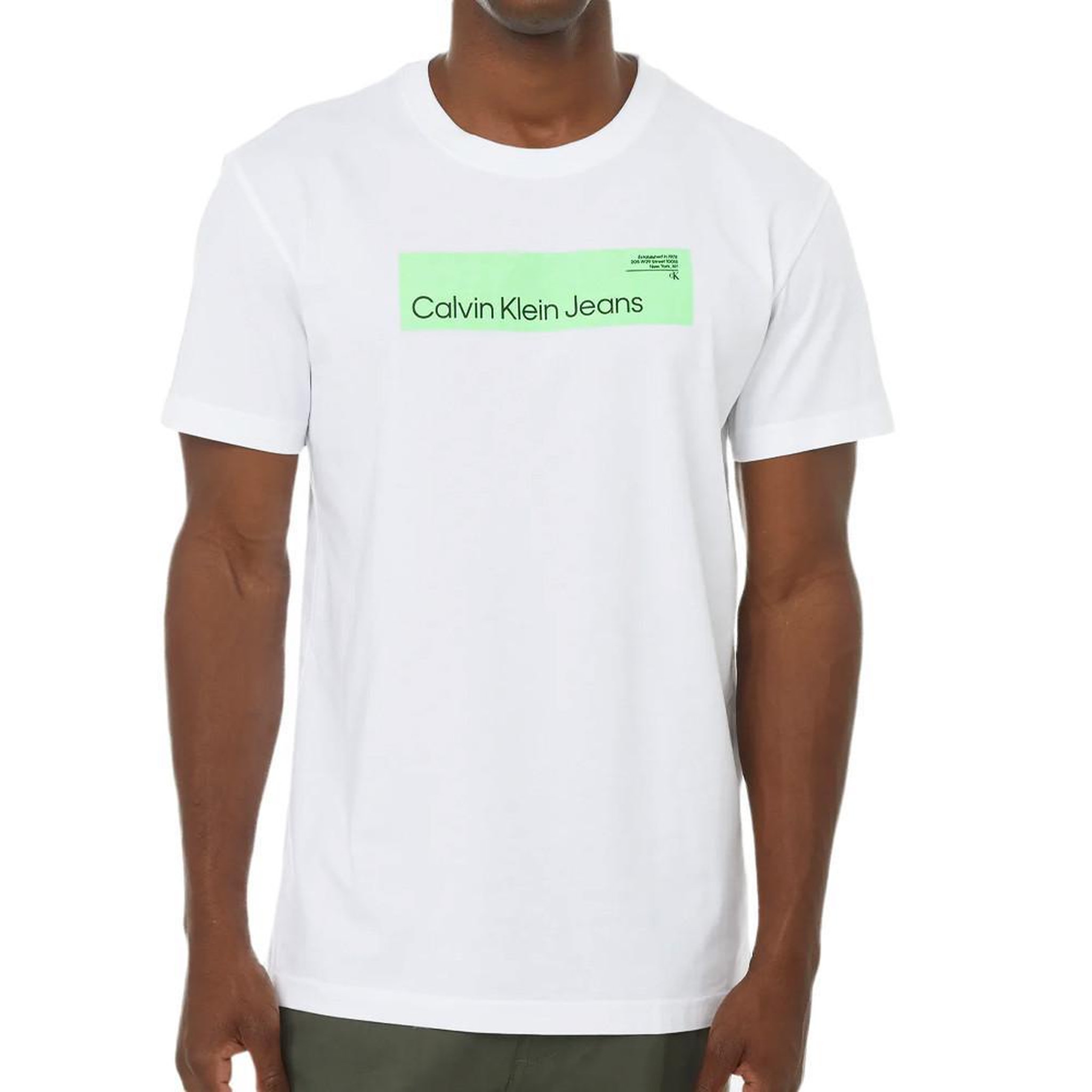 CALVIN KLEIN JEANS T-shirt Blanc Homme Calvin Klein Jeans Hyper Real. Coloris disponibles : Blanc