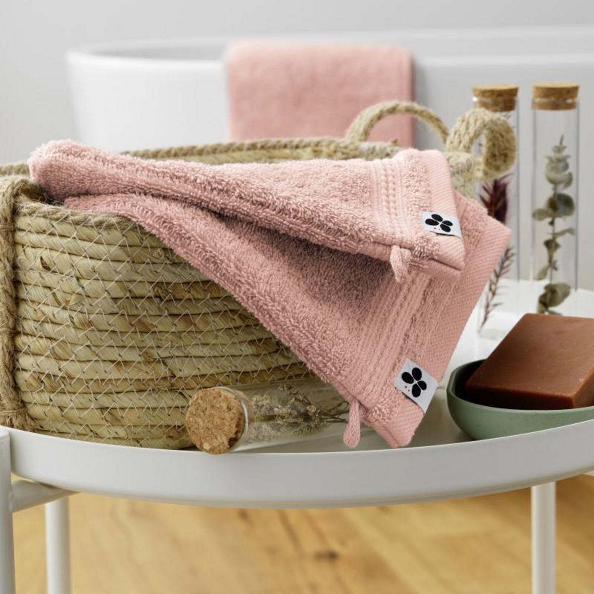 L EFFET PAPILLON Lot de 2 gants de toilette  Garance  15 x 21 cm / 100% Coton Bio / 600 gr/m² l'Effet Papillon -  - Lot de 2 Gants de toilette 15 x 21 cm