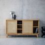 Voir la diapositive 3 : SWEEEK Buffet avec 2 portes coulissantes et étagères. effet bois et détails cannage. buffet bas. 150cm