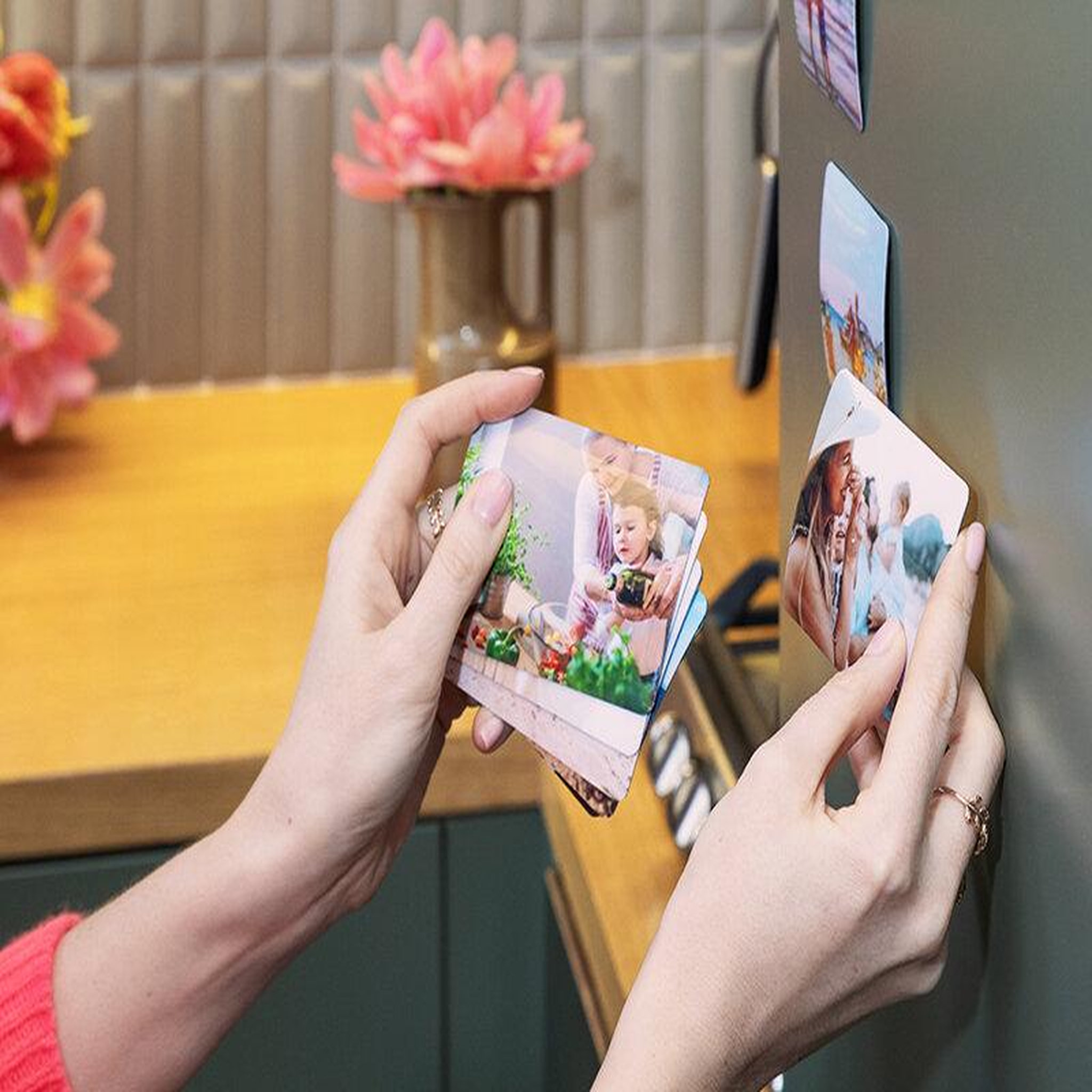 Voir la diapositive 2 : Smartbox Coffret cheerz avec 9 magnets photo au format carré et pochette cadeau - coffret cadeau sport & aventure