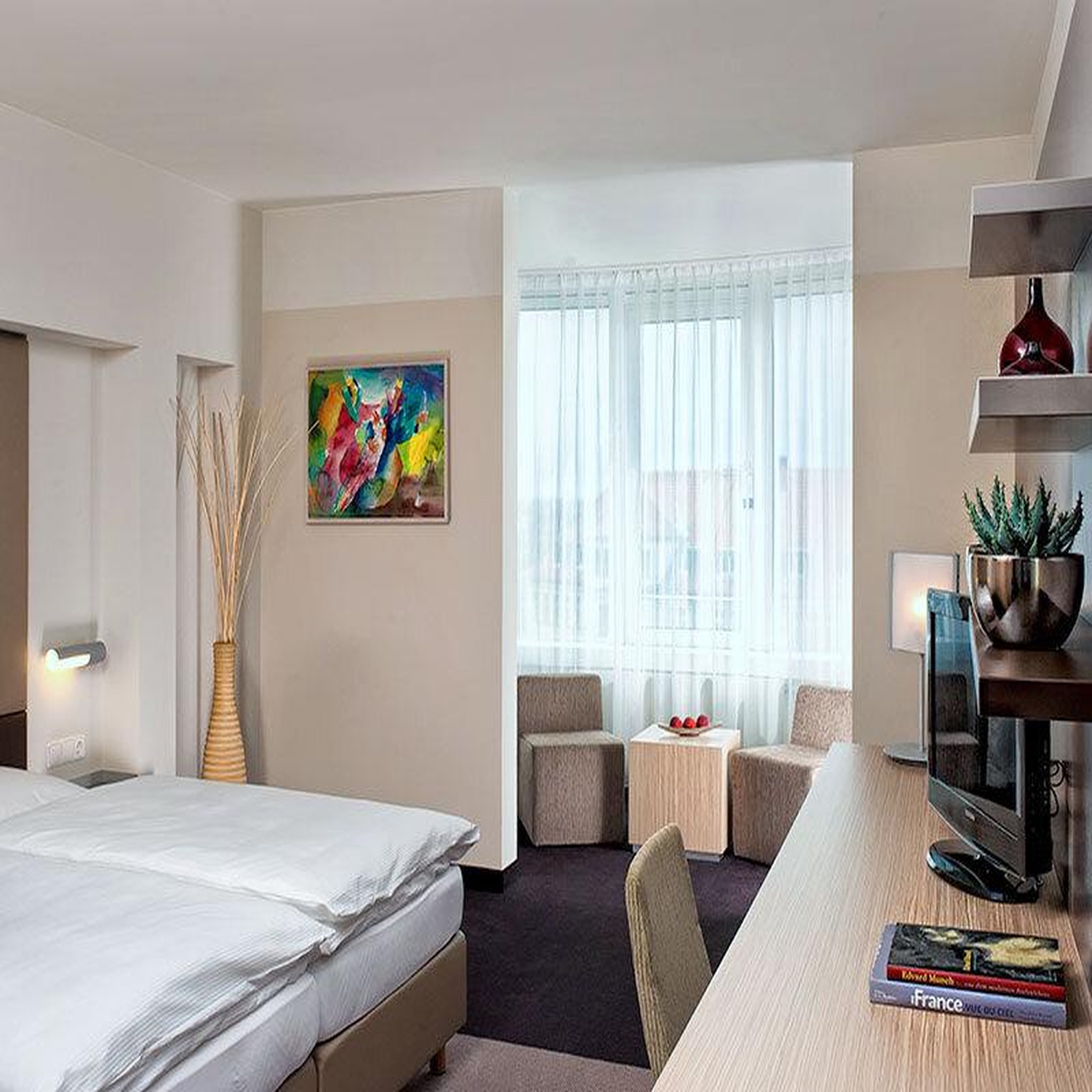 Voir la diapositive 2 : Smartbox 2 jours à Berlin en duo dans un hôtel - Coffret Cadeau Séjour