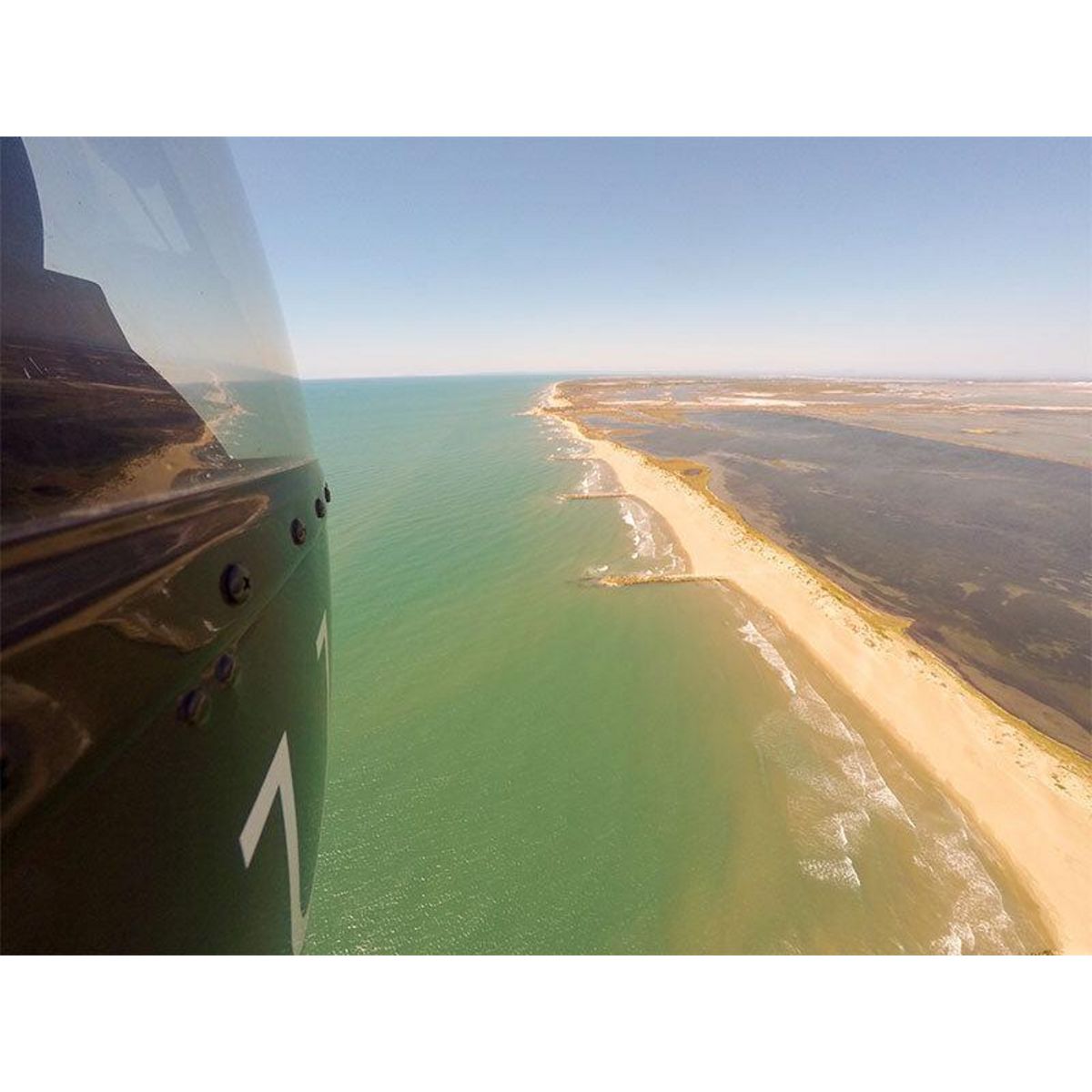 Smartbox Vol en hélicoptère de 20 min au-dessus de Montpellier - Coffret Cadeau Sport & Aventure