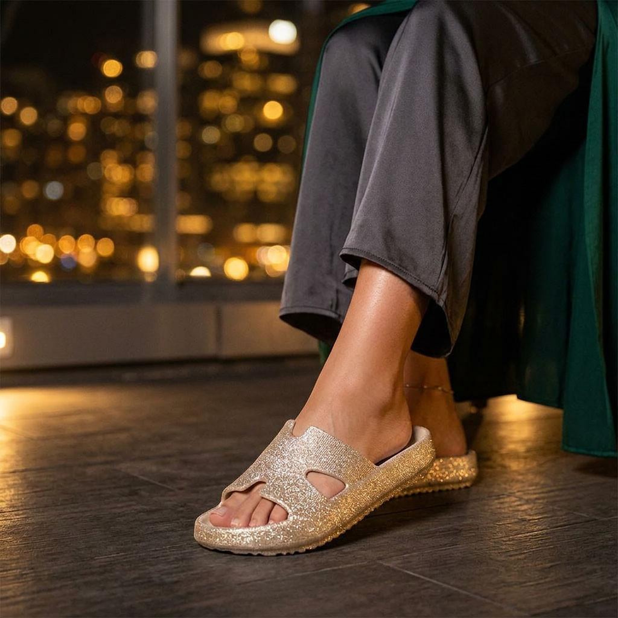 Voir la diapositive 2 : OZABI OZABI Claquette Glitter H-Strap EVA 6 Coloris