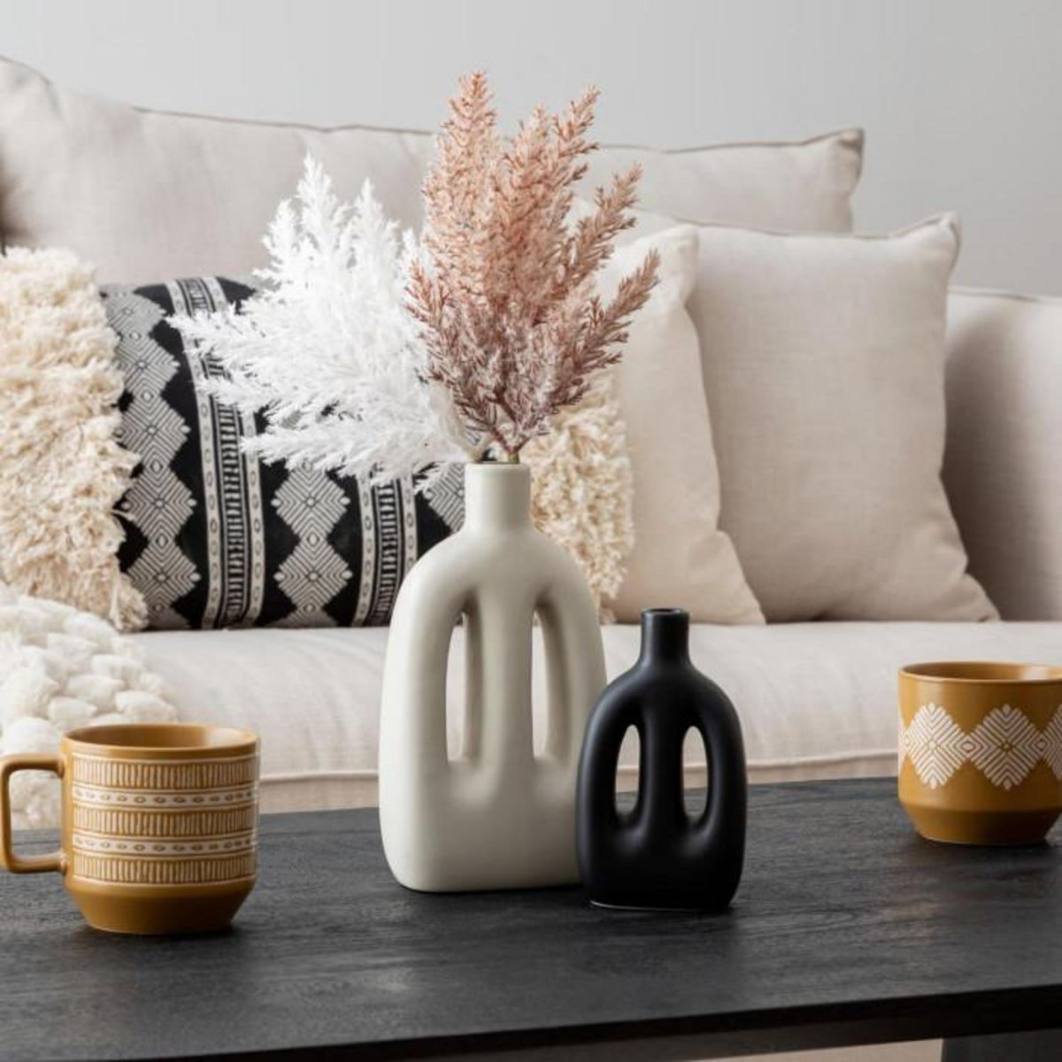 ATMOSPHERA Lot de 2 Vases  Inuit Dreams  20cm Beige & Noir