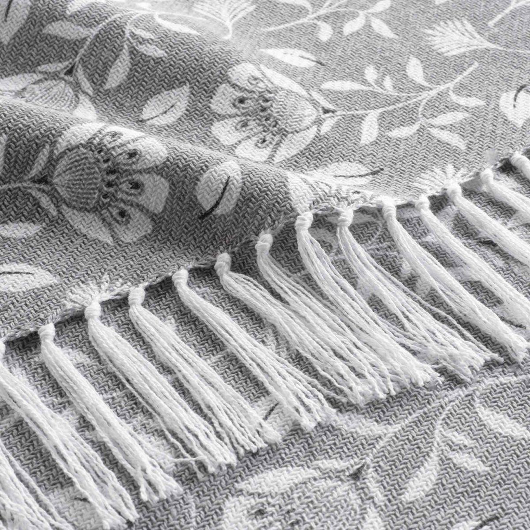 Voir la diapositive 2 : Douceur d'Intérieur Plaid à franges imprimé  flavie  125x150cm gris