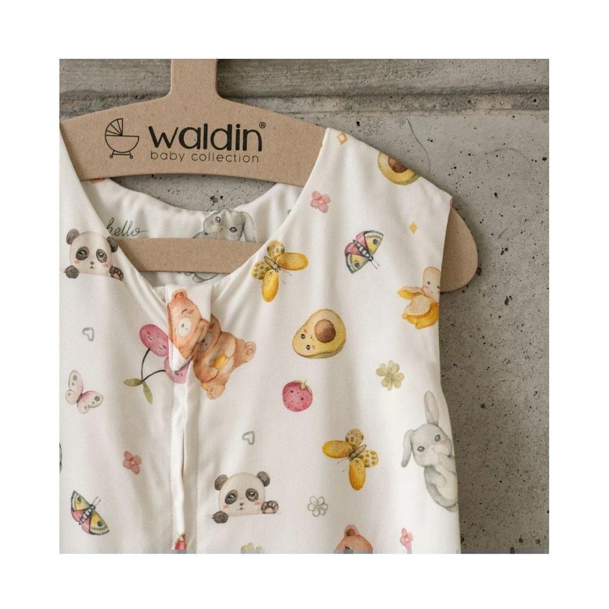 Voir la diapositive 3 : WALDIN Gigoteuse en bambou 40 × 64 cm 0,5 TOG - taille S - motif bonbons, blanc