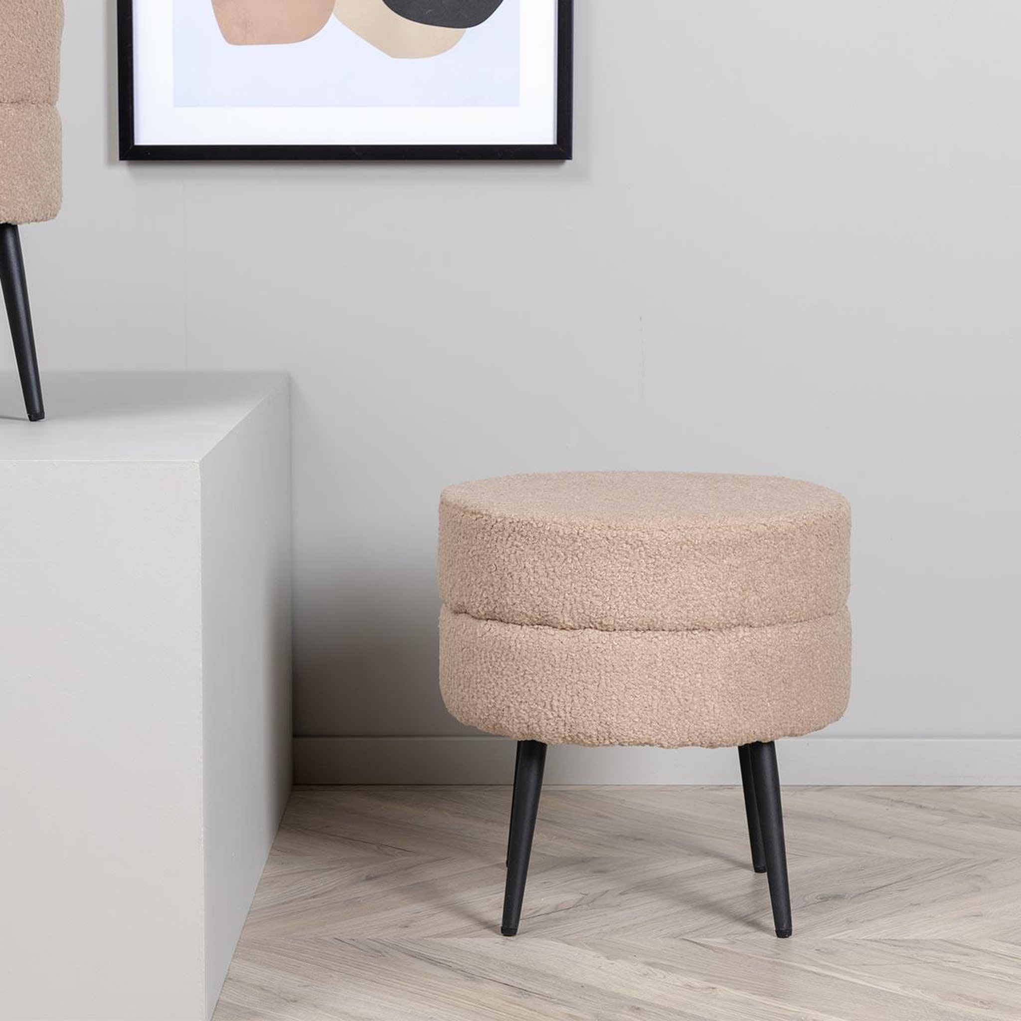 Voir la diapositive 6 : Paris Prix Pouf design bouclette  pot  40cm beige