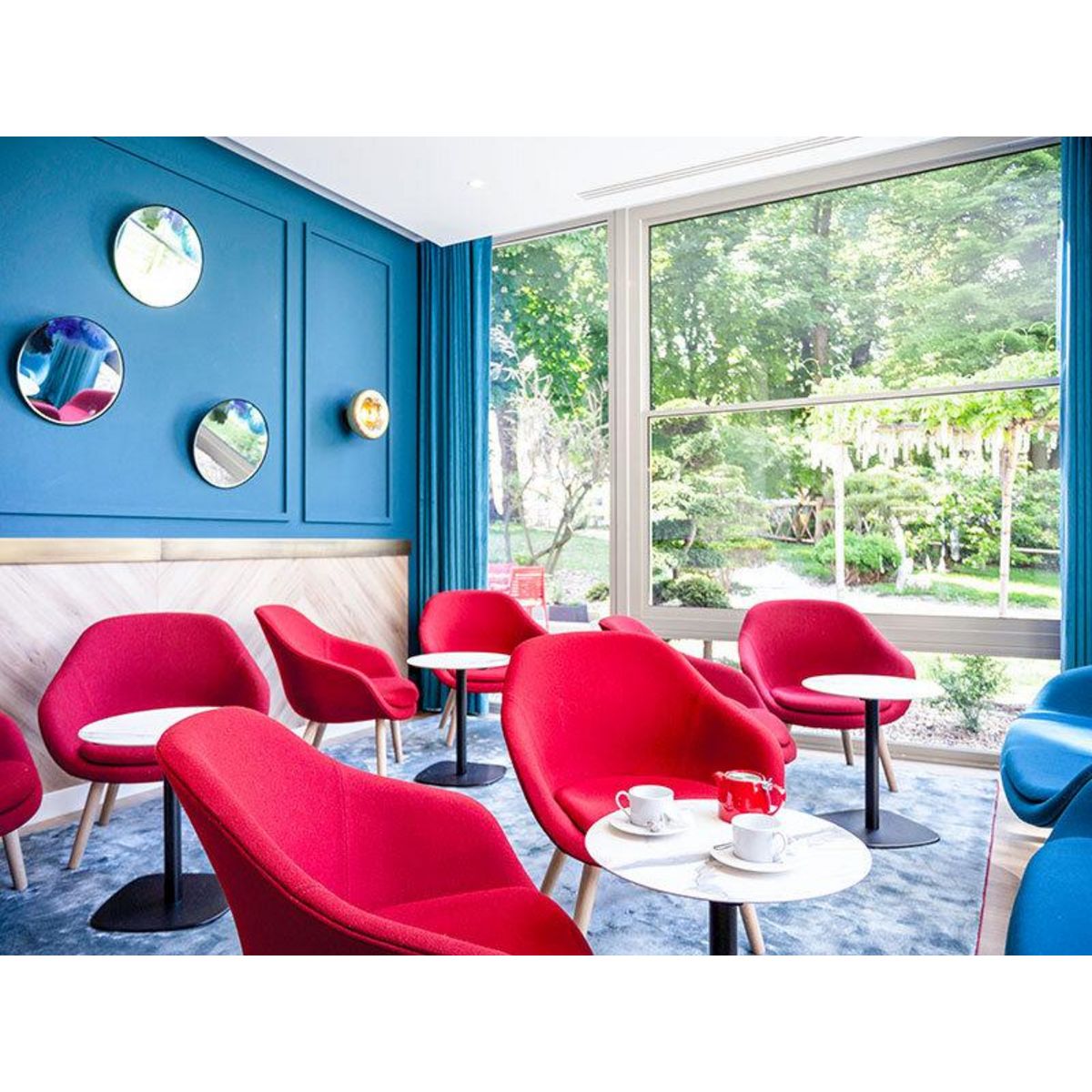 Smartbox Bien-être en hôtel 4* à Aix-les-Bains : 2 jours en suite avec accès à l'espace aqua-détente - Coffret Cadeau Séjour