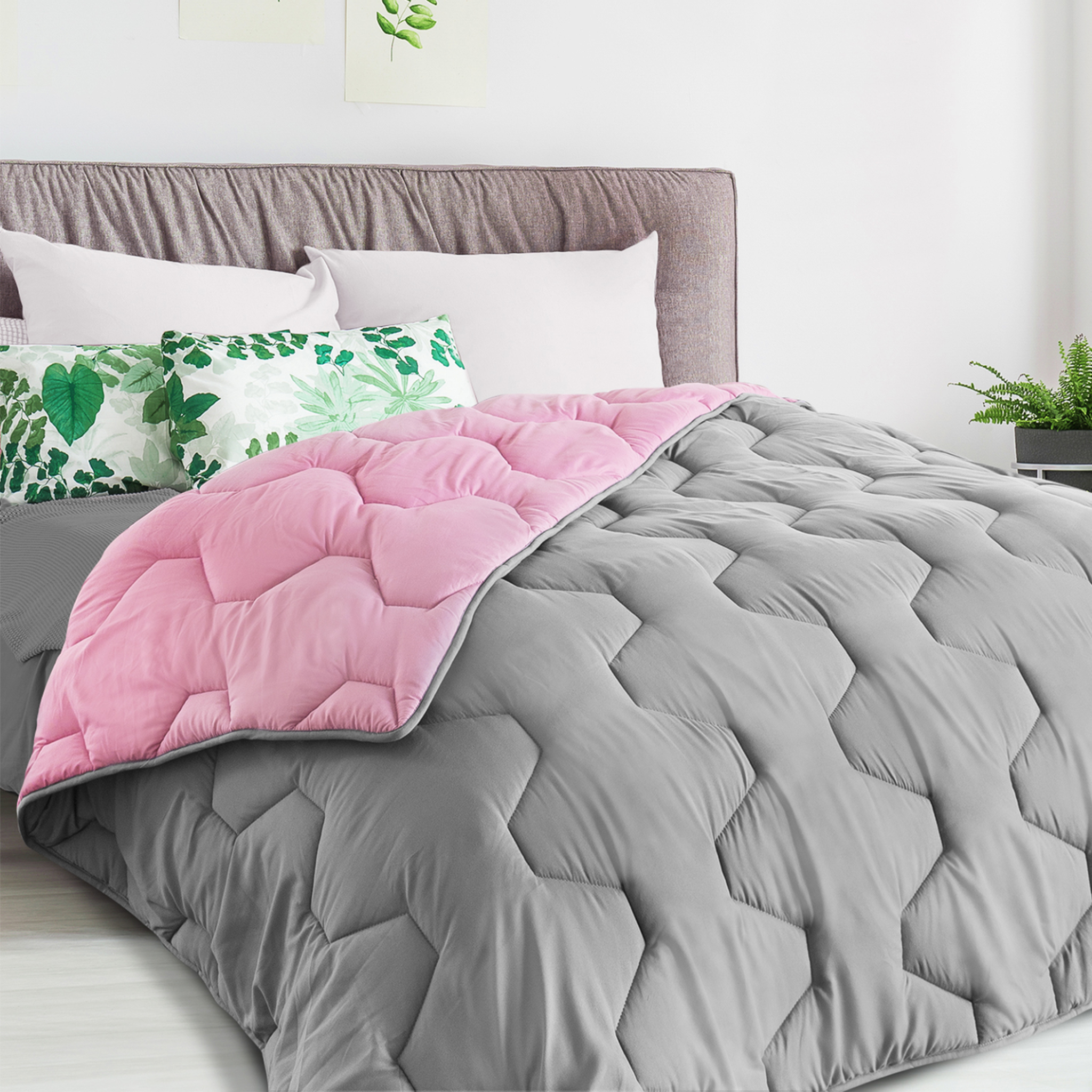 Voir la diapositive 2 : ID MARKET Couette 220x240 cm abby bicolore rose et gris 300 gr