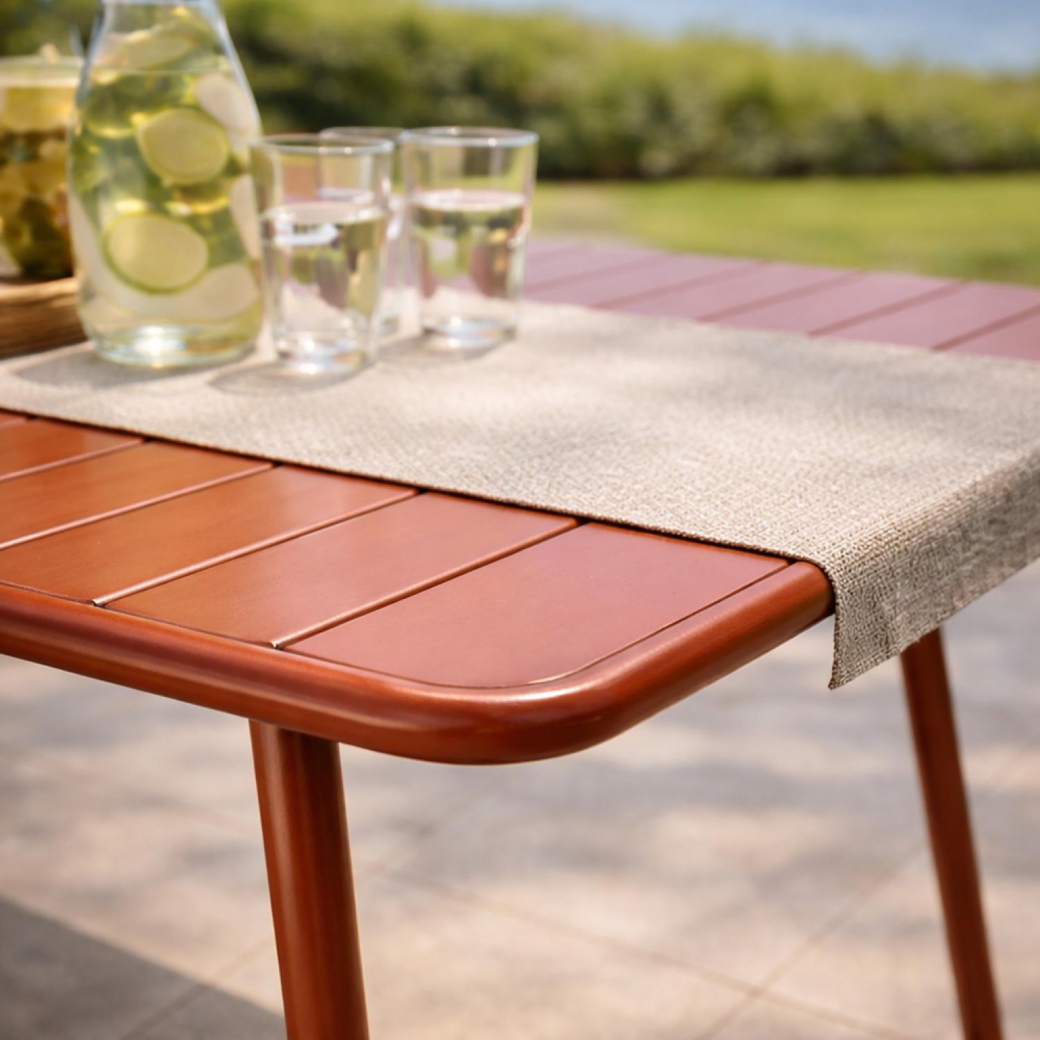 Voir la diapositive 6 : CONCEPT USINE Table de jardin 8-10 places 200cm terracotta BERGAME