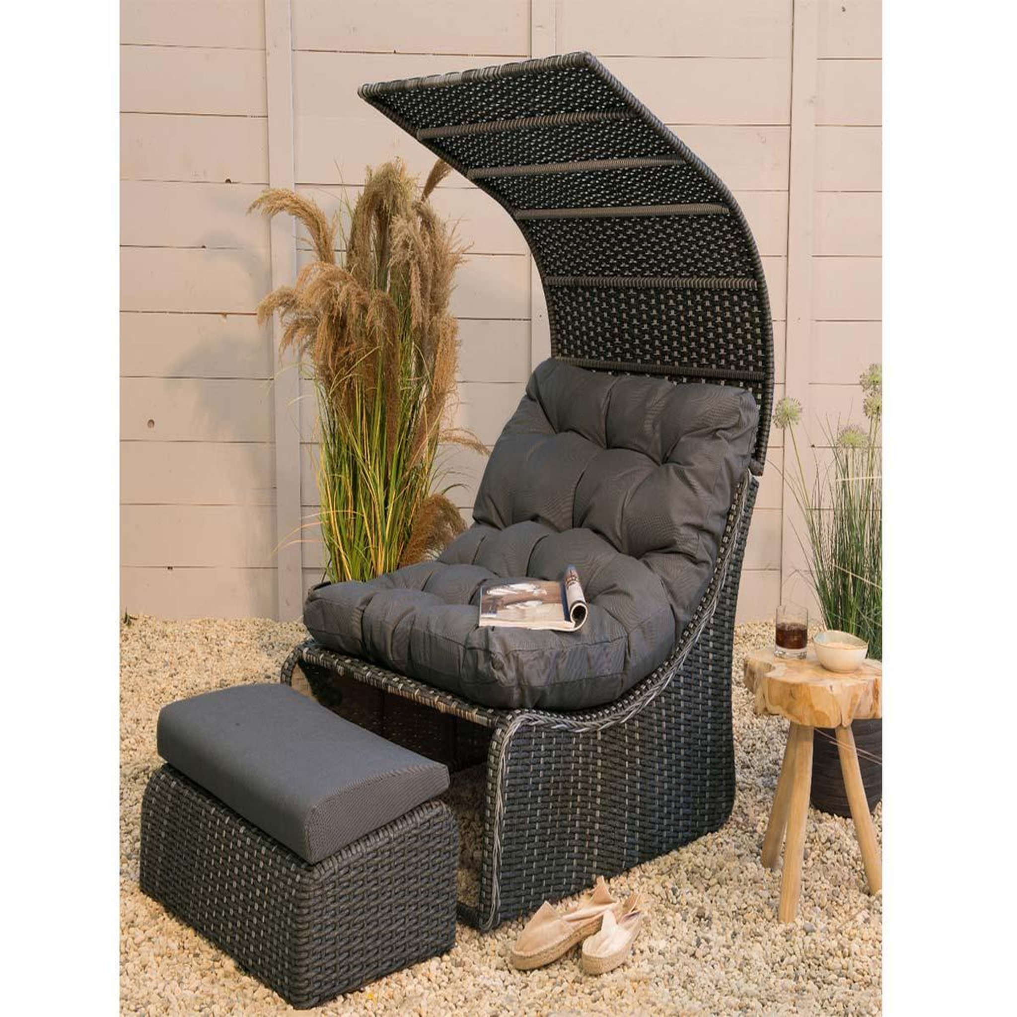 Voir la diapositive 2 : JARDIDECO Lit extérieur pour jardin en résine tressée gris siesta - jardideco