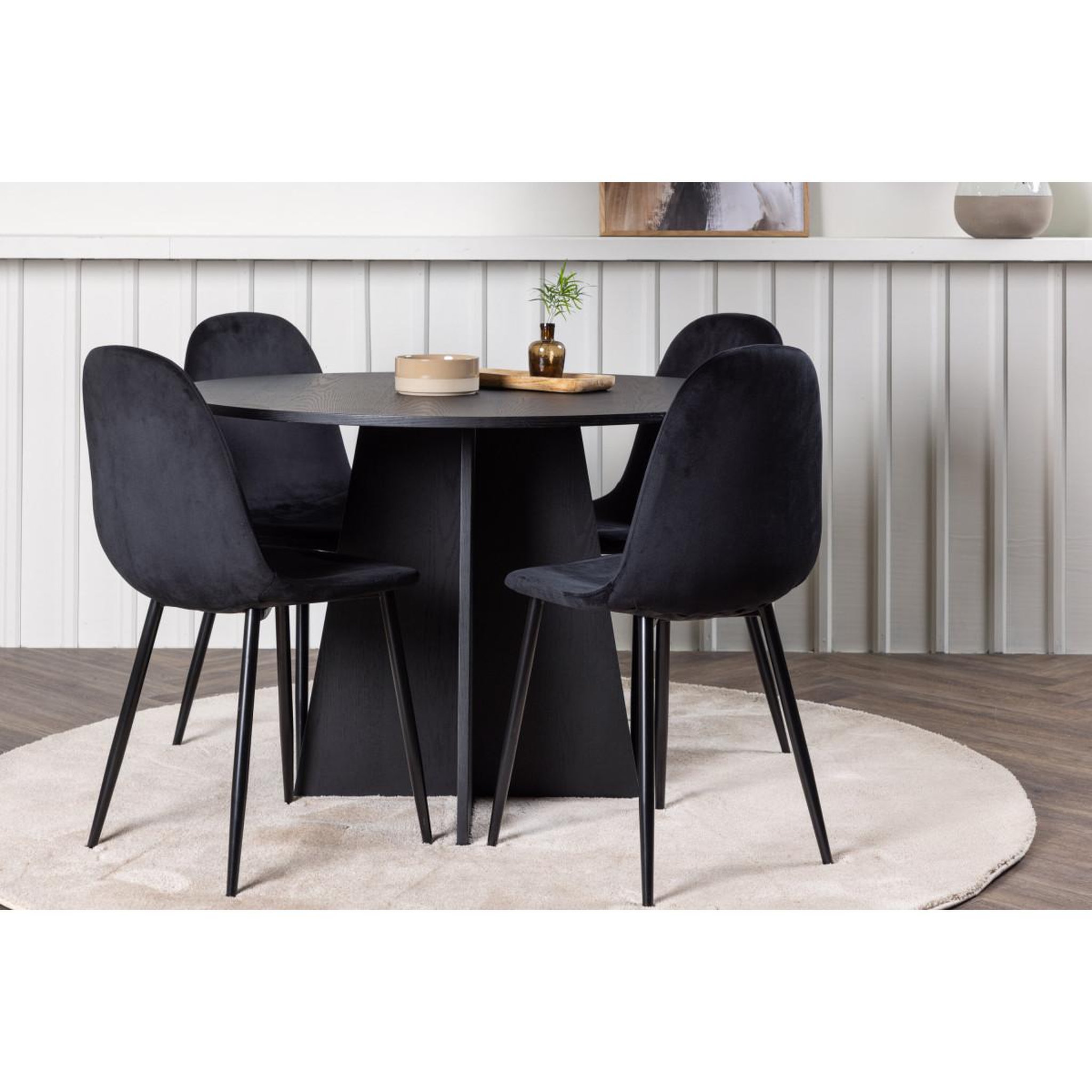 Voir la diapositive 4 : Paris Prix Ensemble table à manger ronde & 4 chaises  bootcut & polar  110cm noir