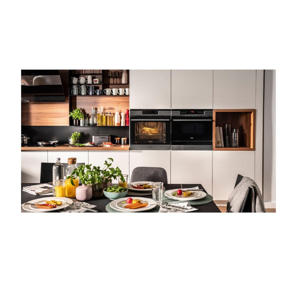 Amica Four intégrable multifonction 77l 60cm à pyrolyse inox - ED57521OPX
