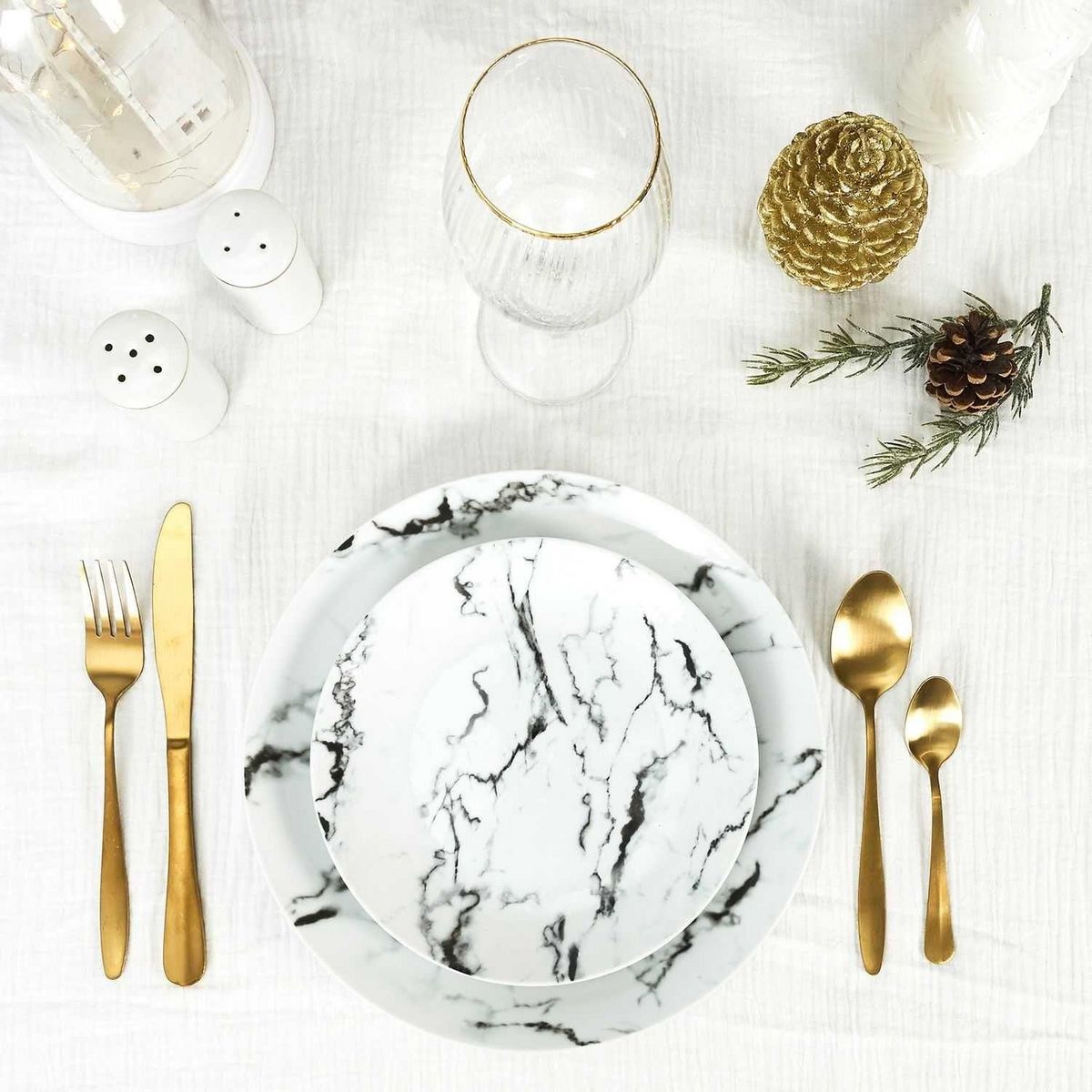 TOILINUX Lot de 12 assiettes de service effet marbre - Noir et Blanc