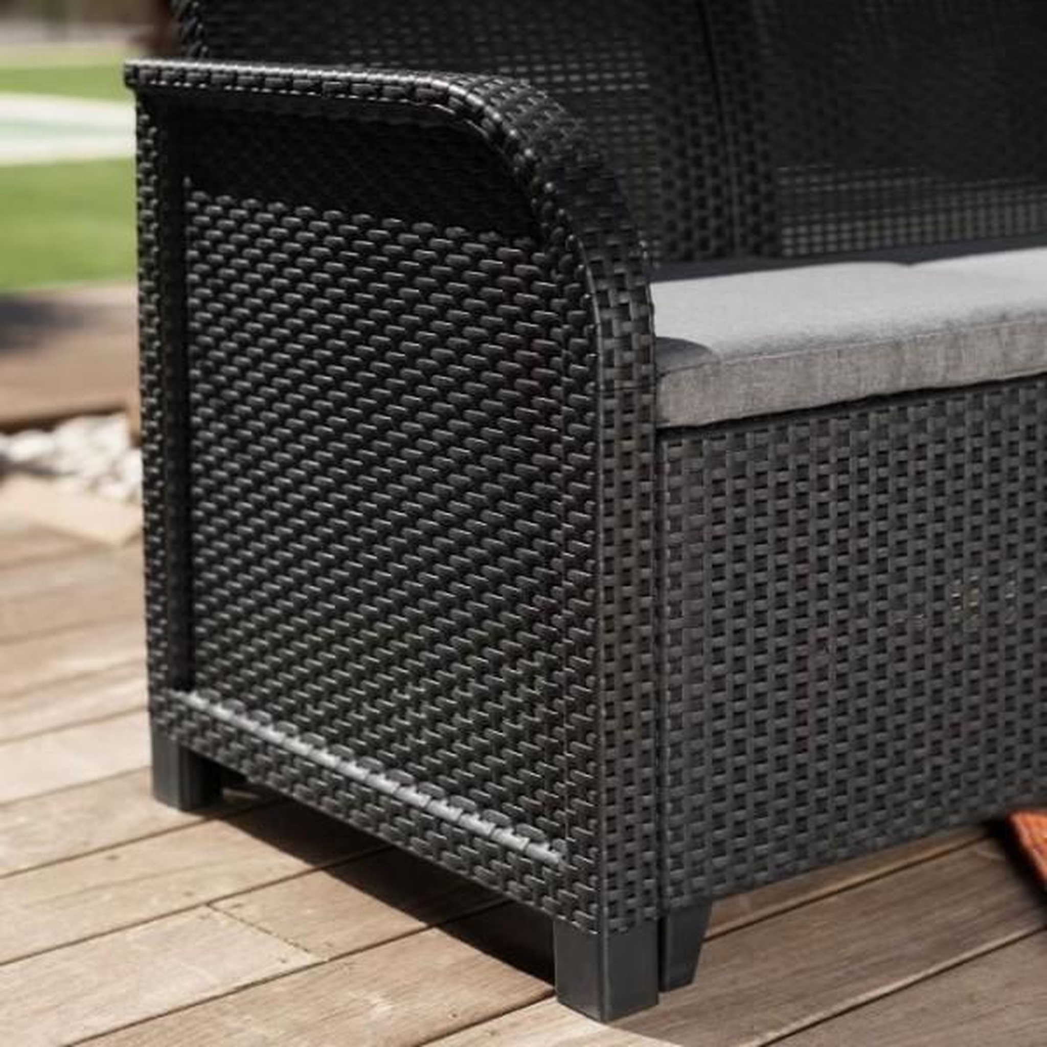 Voir la diapositive 6 : ALLIBERT by KETER Salon de jardin - résine aspect rotin tressé - Allibert by KETER - 6 personnes - SanRemo - Gris graphite