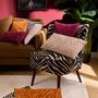 Voir la diapositive 2 : ATMOSPHERA Fauteuil en chenille zébré CHIARA - Marron