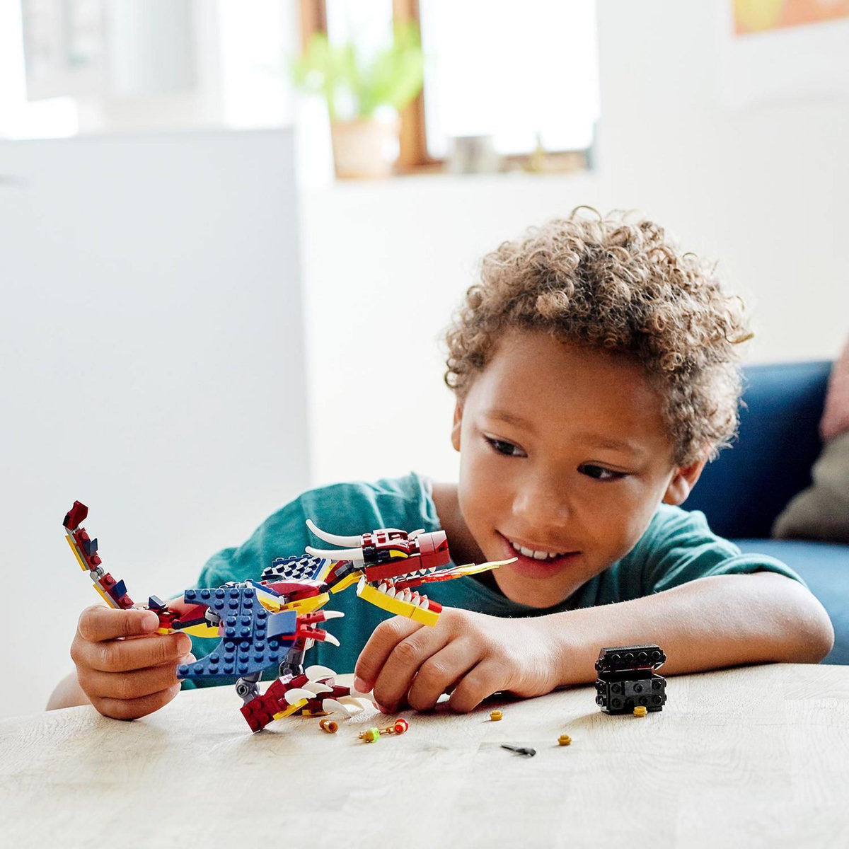 LEGO Creator 31102 - Le dragon de feu