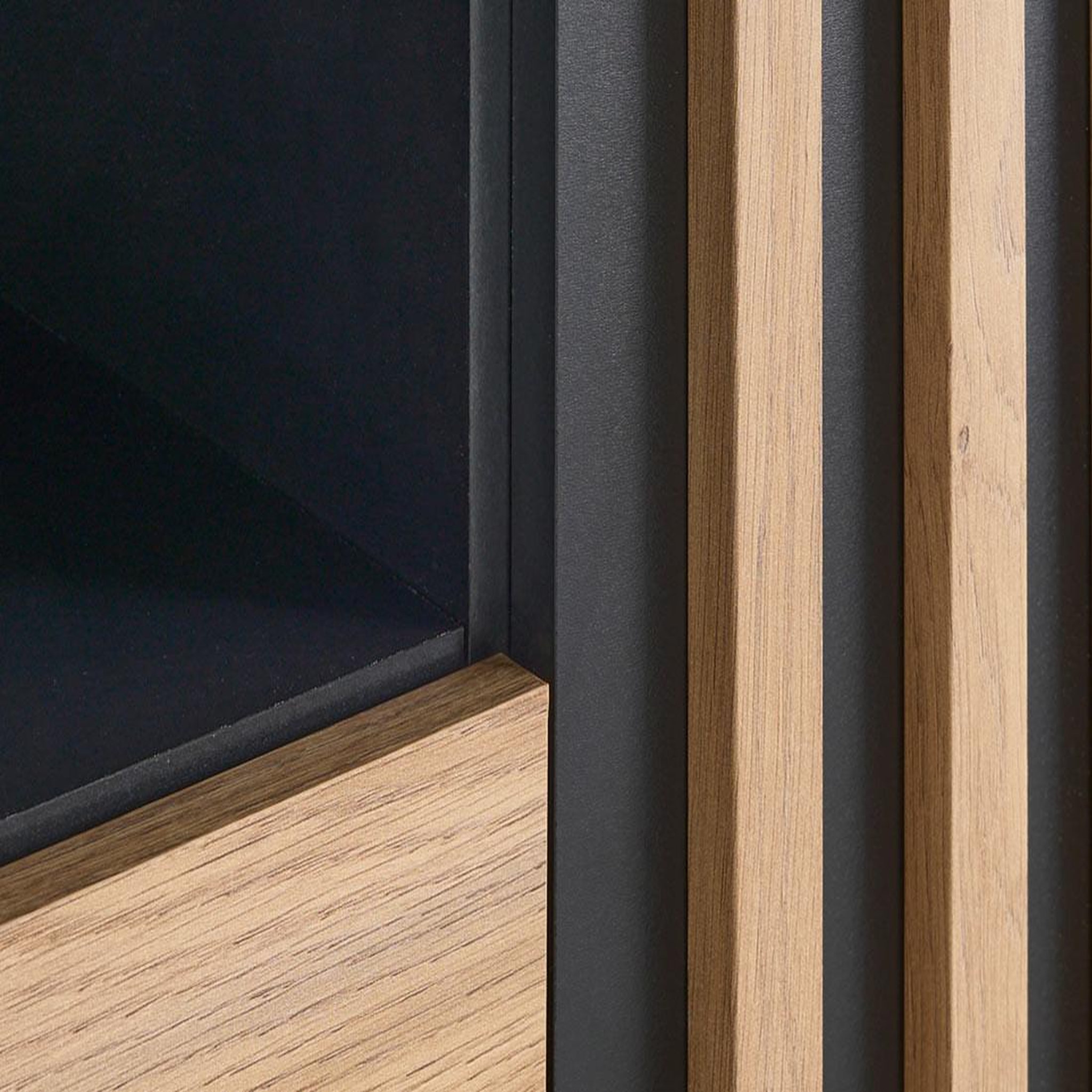 Voir la diapositive 6 : BEST MOBILIER Varna - meuble tv - bois et noir - 164 cm