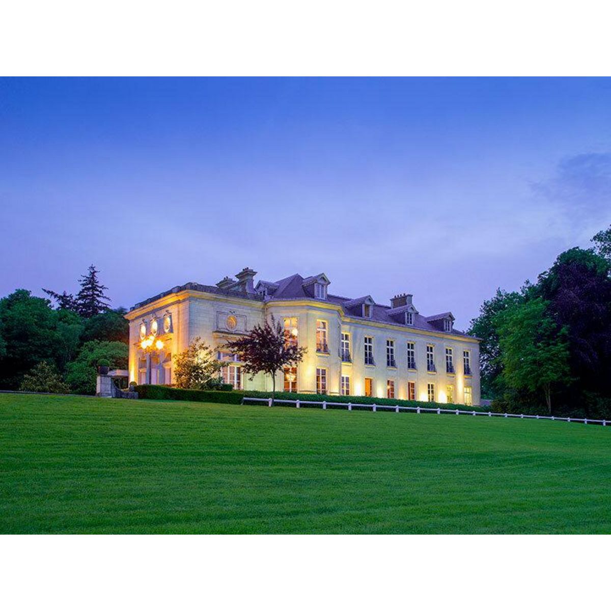 Smartbox 2 jours en hôtel 4* avec piscine et sauna près de Paris - Coffret Cadeau Séjour