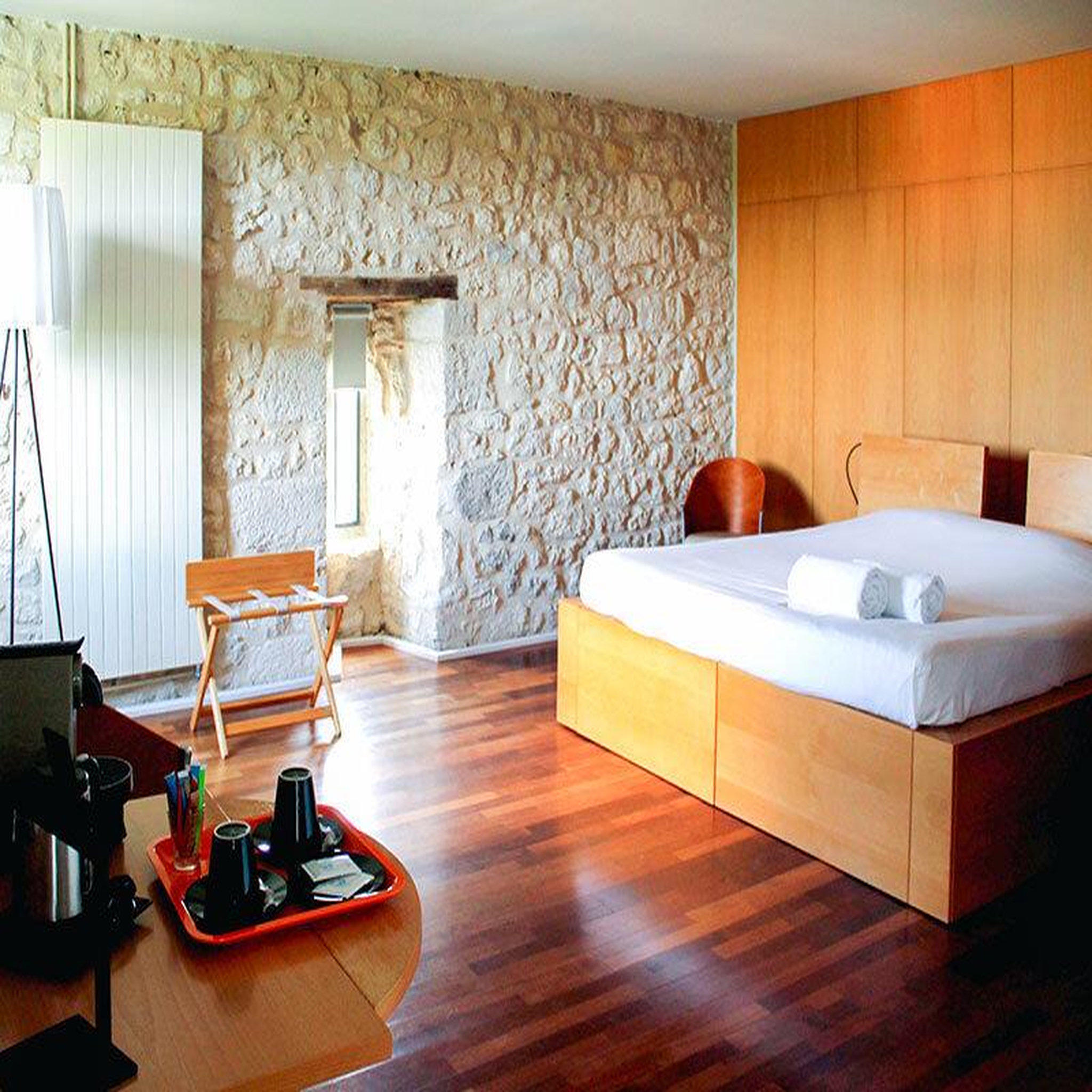 Voir la diapositive 2 : Smartbox Séjour de 2 jours en suite dans un château 4* avec dîner et dégustation de vins près de gaillac - coffret cadeau séjour