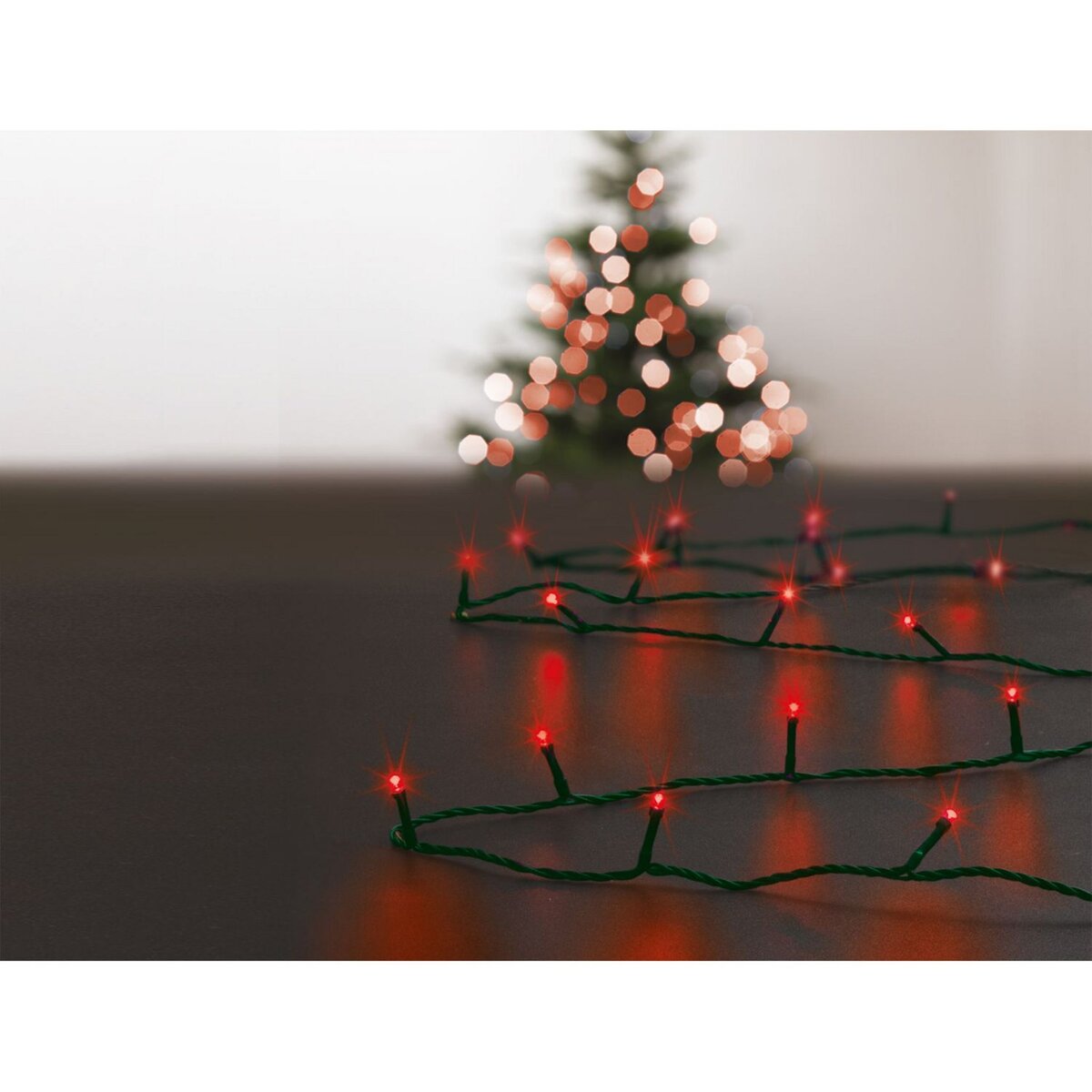 Installer une guirlande d'extérieur pour Noël – Déco festive