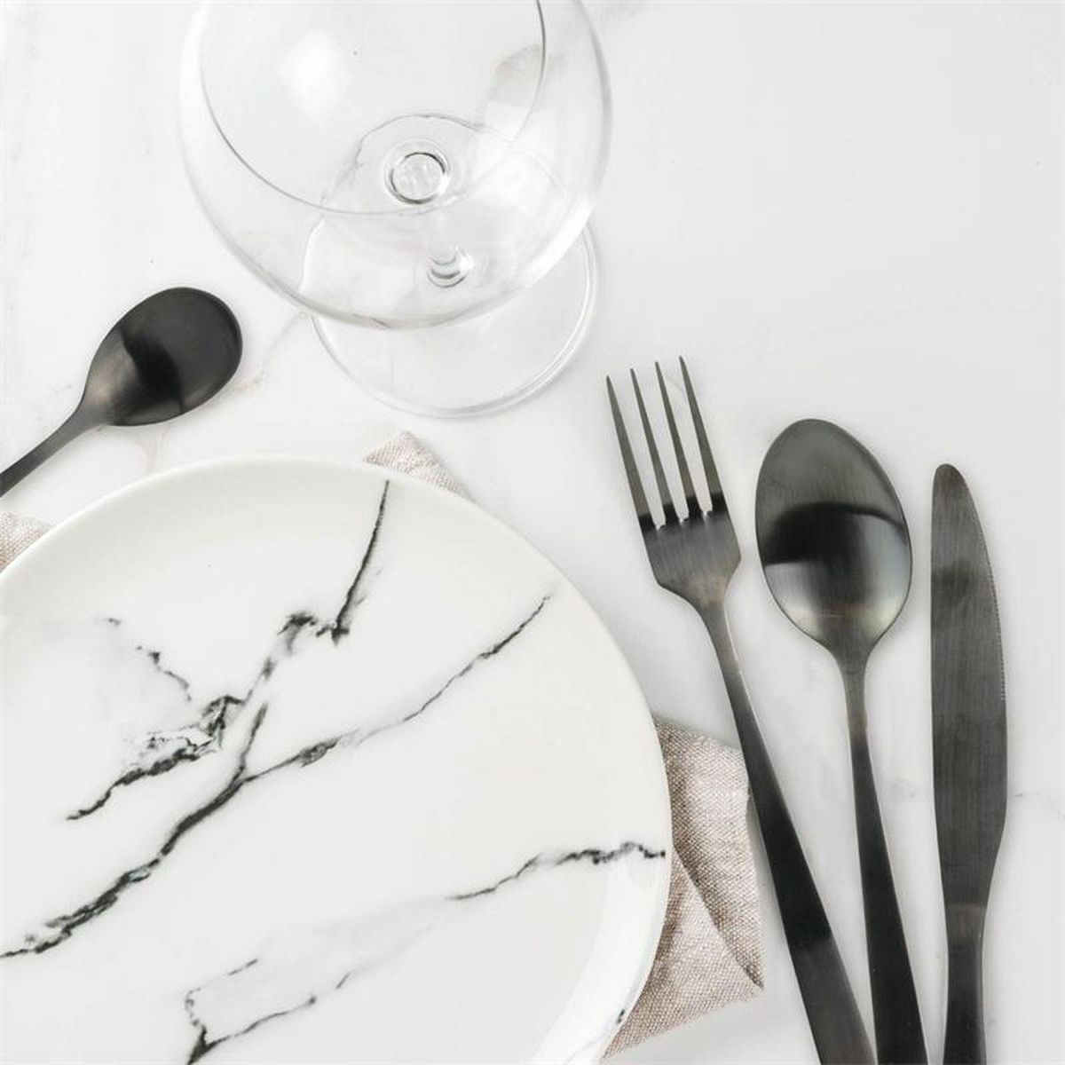 Saveur et dégustation Ménagère inox Table Chic - 16 Pièces