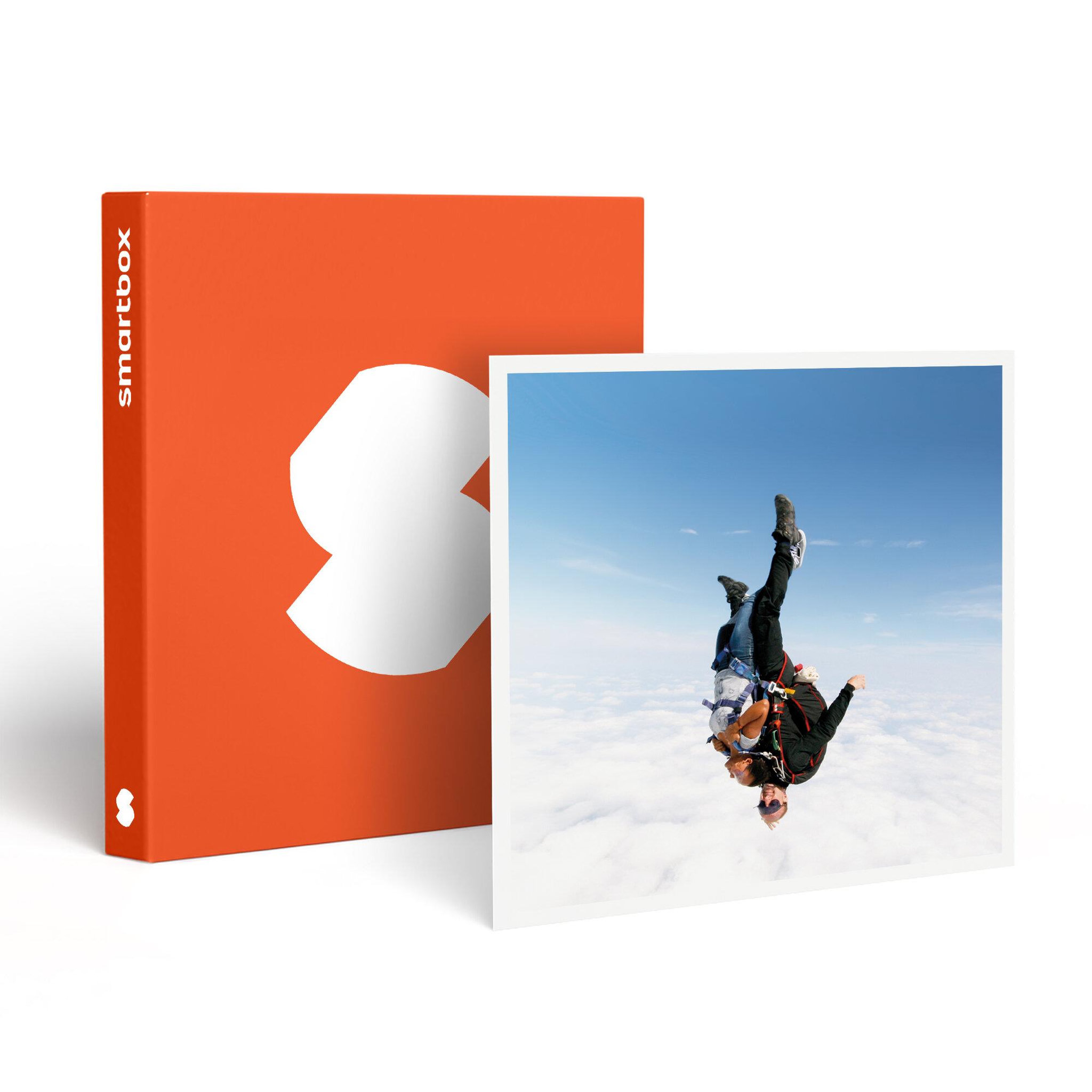 Smartbox Saut en parachute en tandem à aubenas en ardèche - coffret cadeau sport & aventure