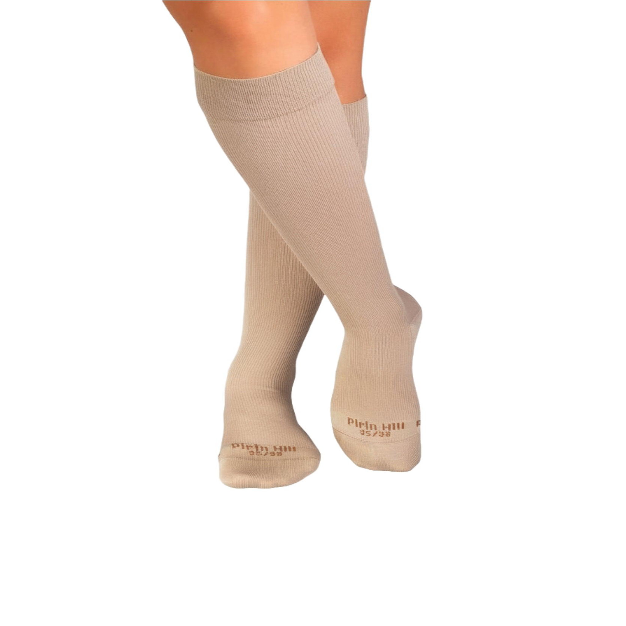 PIRIN HILL Chaussettes compression haut-mollet coton mercerisé - beige. Coloris disponibles : Beige
