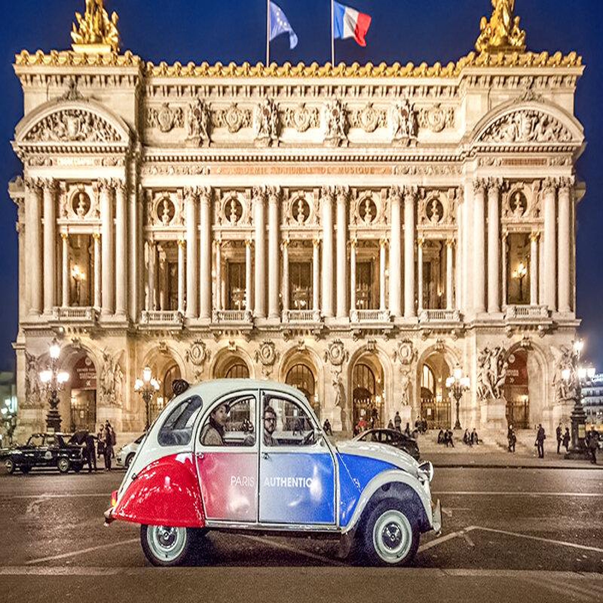 Voir la diapositive 4 : Smartbox Séjour ou activité à paris - coffret cadeau multi-thèmes