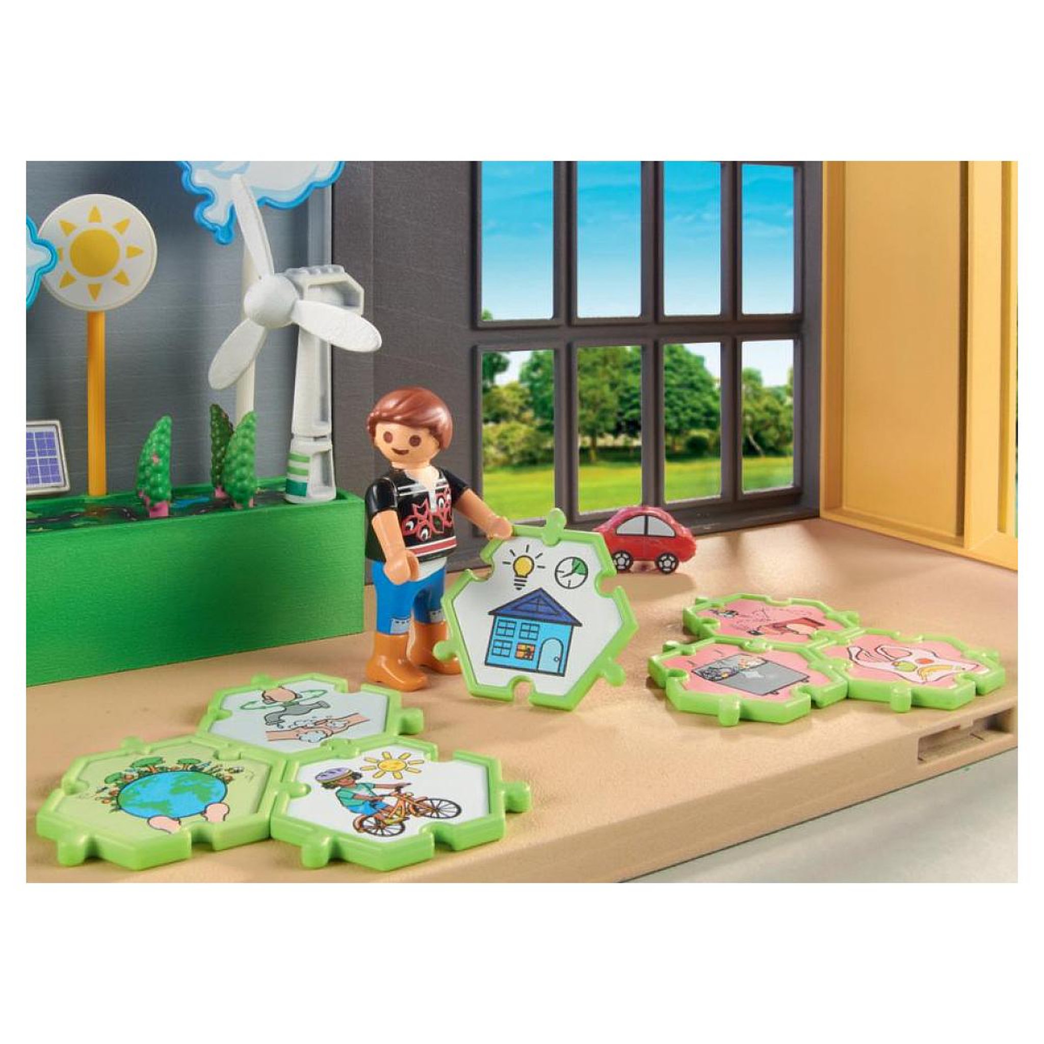 Voir la diapositive 5 : PLAYMOBIL 71331 Classe éducative sur l'écologie