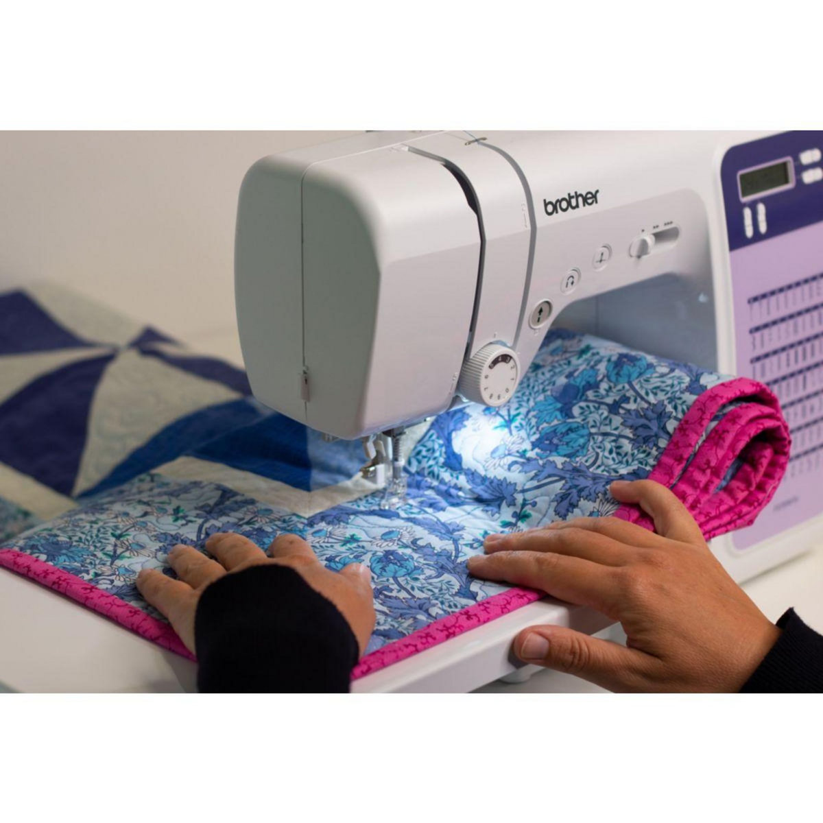Brother Machine à coudre FS70WTx
