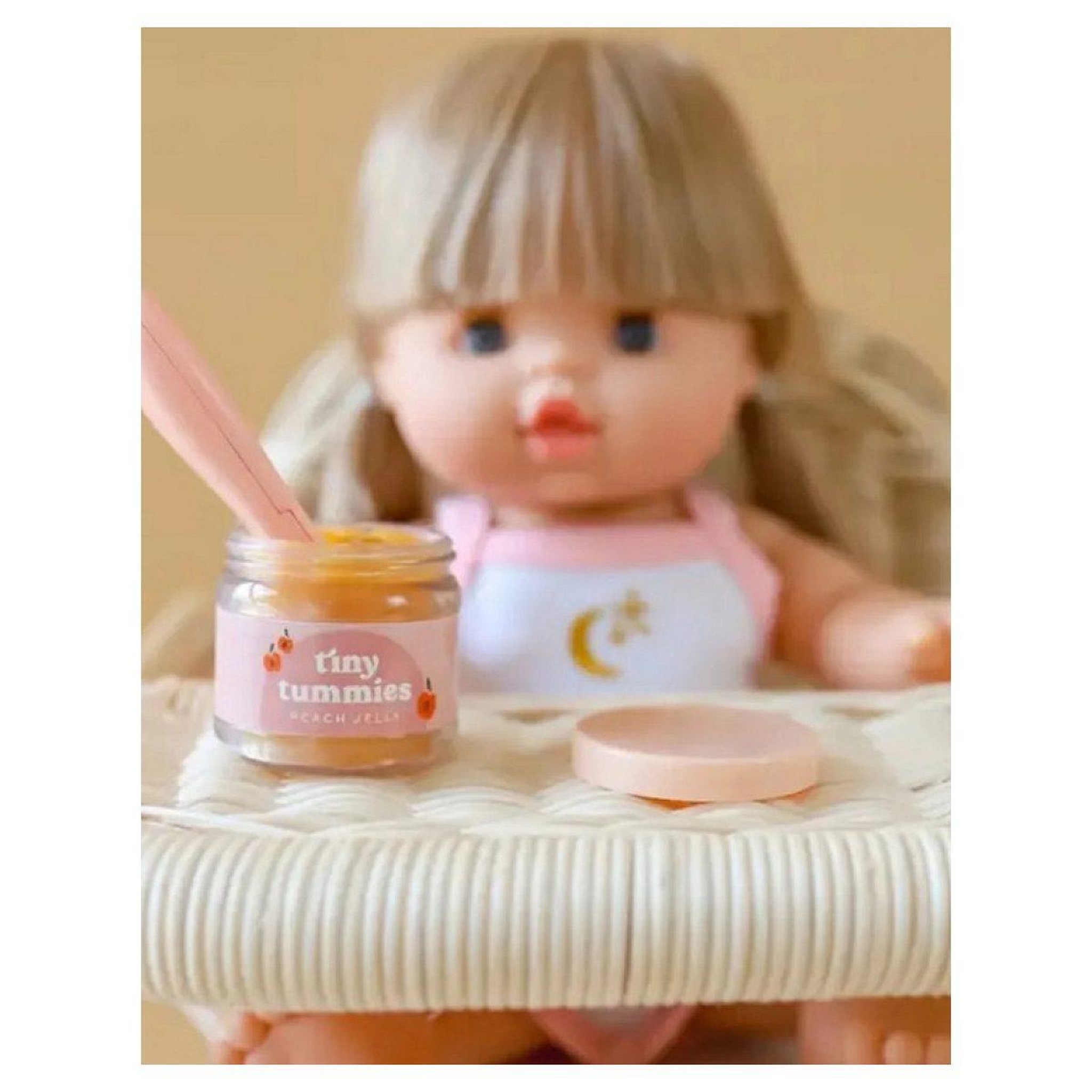Voir la diapositive 2 : TINY HARLOW Petit pot peche - tiny tummies