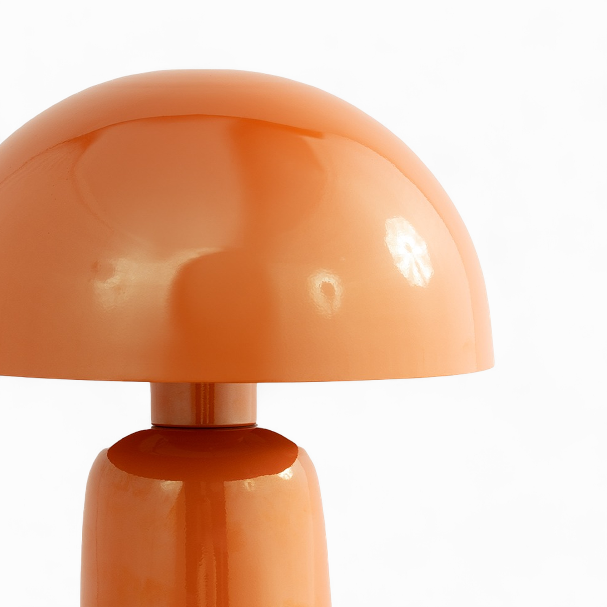 Voir la diapositive 3 : MAISON PAVANE Lampe champignon en métal orange-Clara