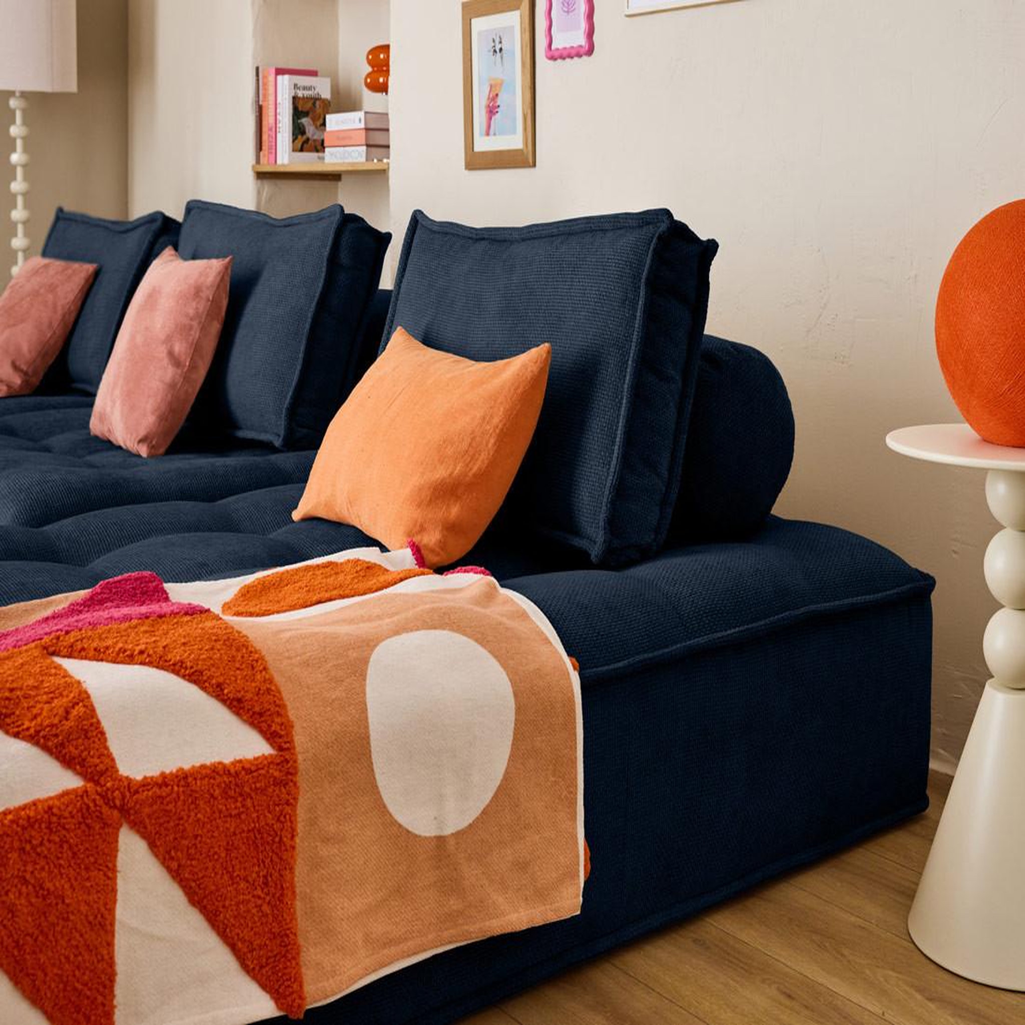 Voir la diapositive 4 : LISA DESIGN Marisol - canapé d'angle modulable 4 places - velours texturé