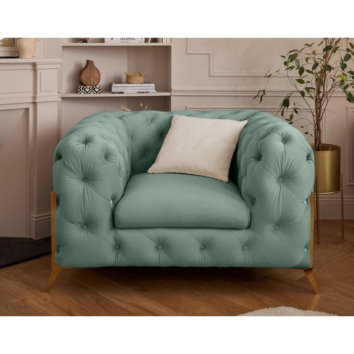 LISA DESIGN Camden - fauteuil chesterfield en velours - pieds en métal doré