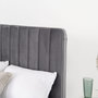Voir la diapositive 5 : CONCEPT USINE Lit 160x200 cm en velours gris OXFORD